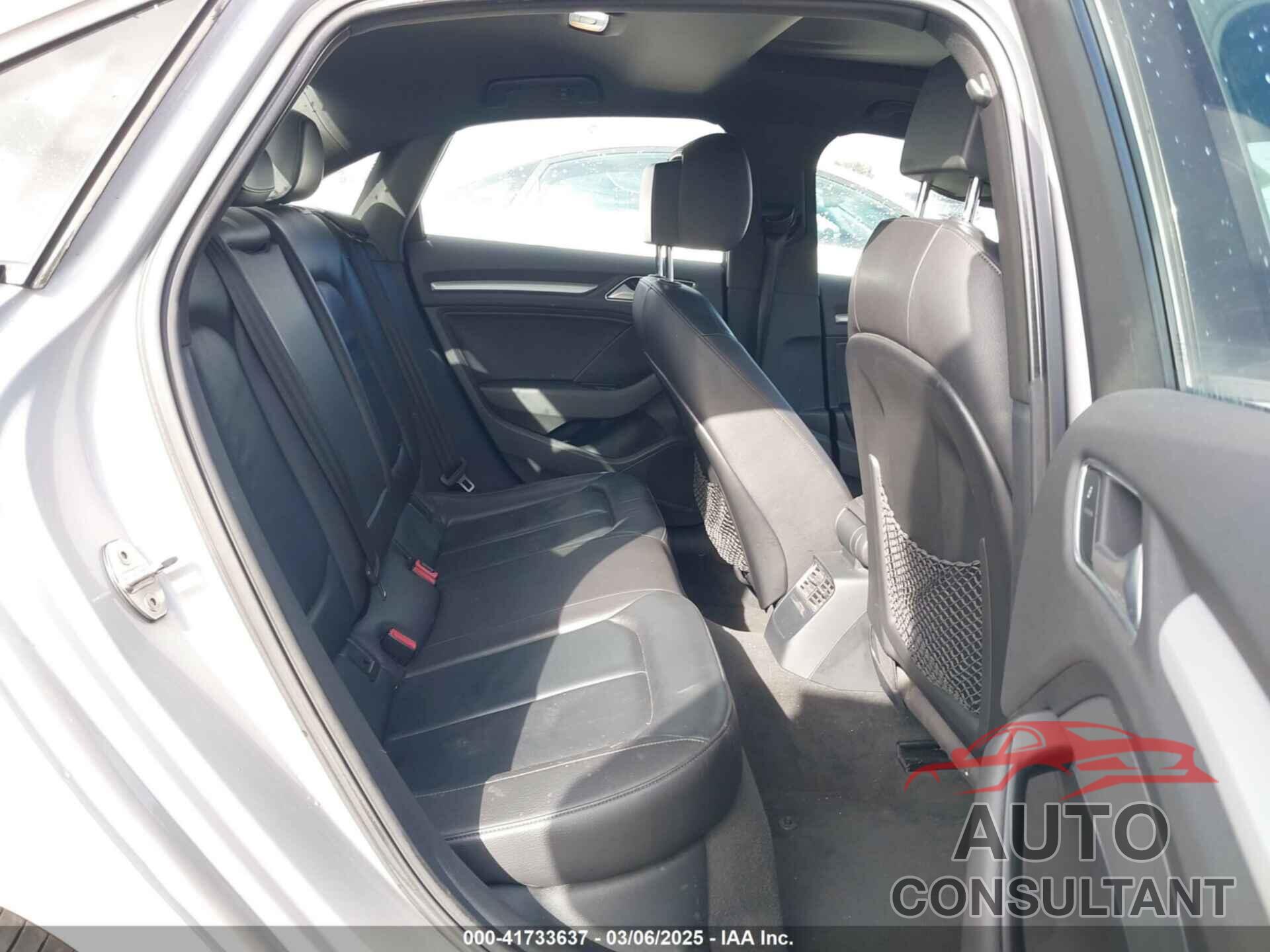 AUDI A3 2016 - WAUA7GFF7G1070925