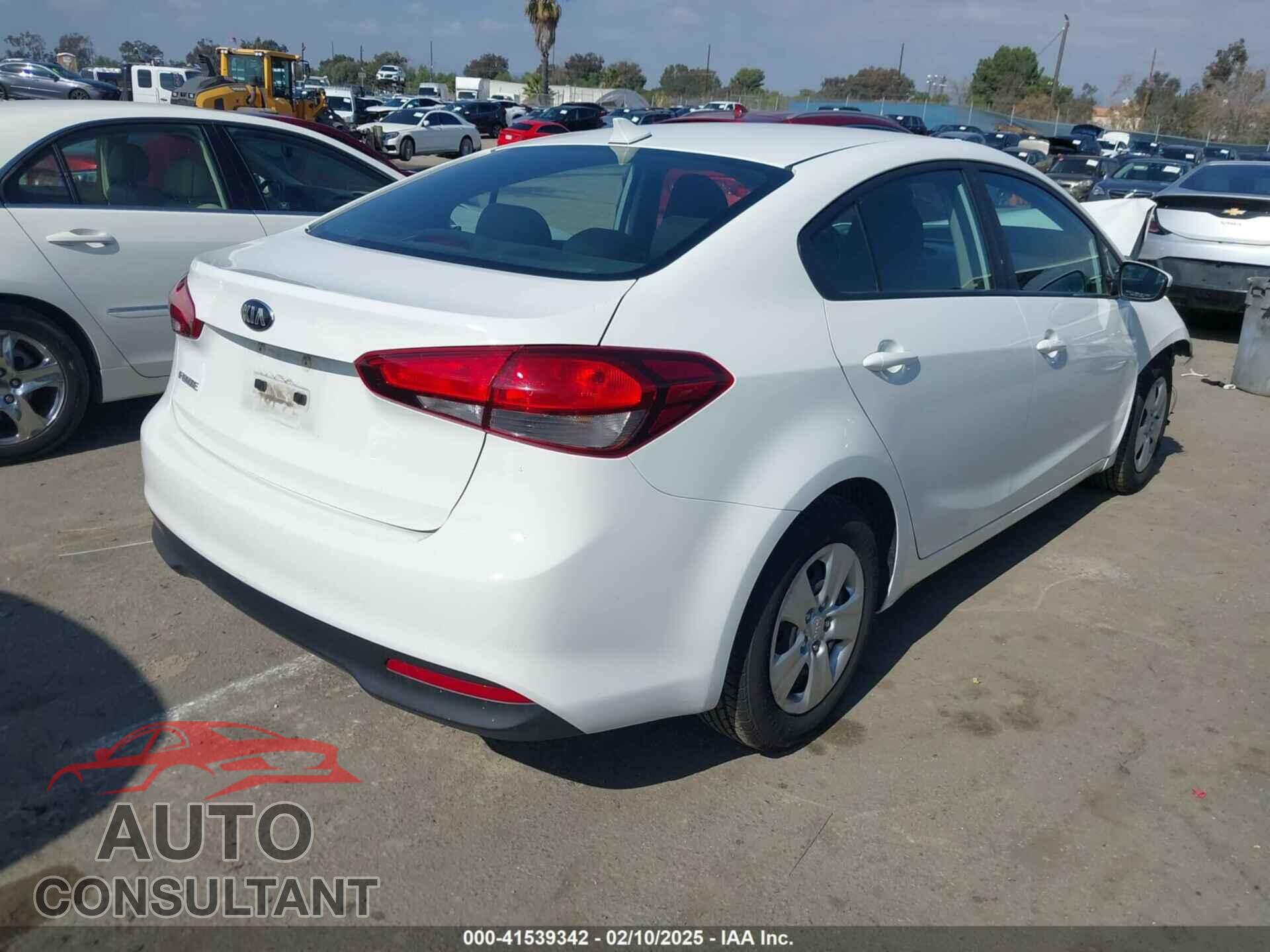 KIA FORTE 2017 - 3KPFK4A7XHE011873