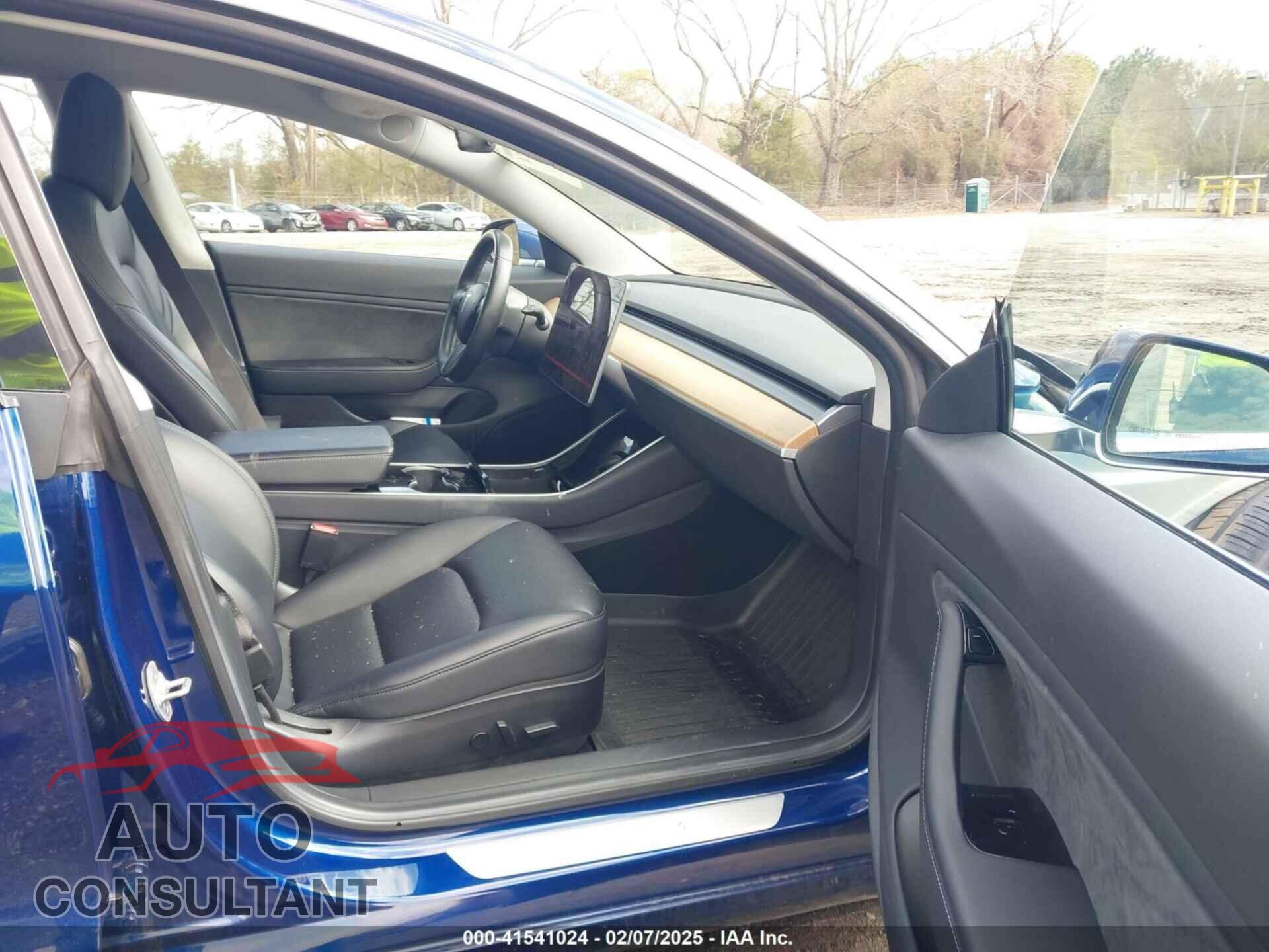 TESLA MODEL 3 2018 - 5YJ3E1EA2JF038435
