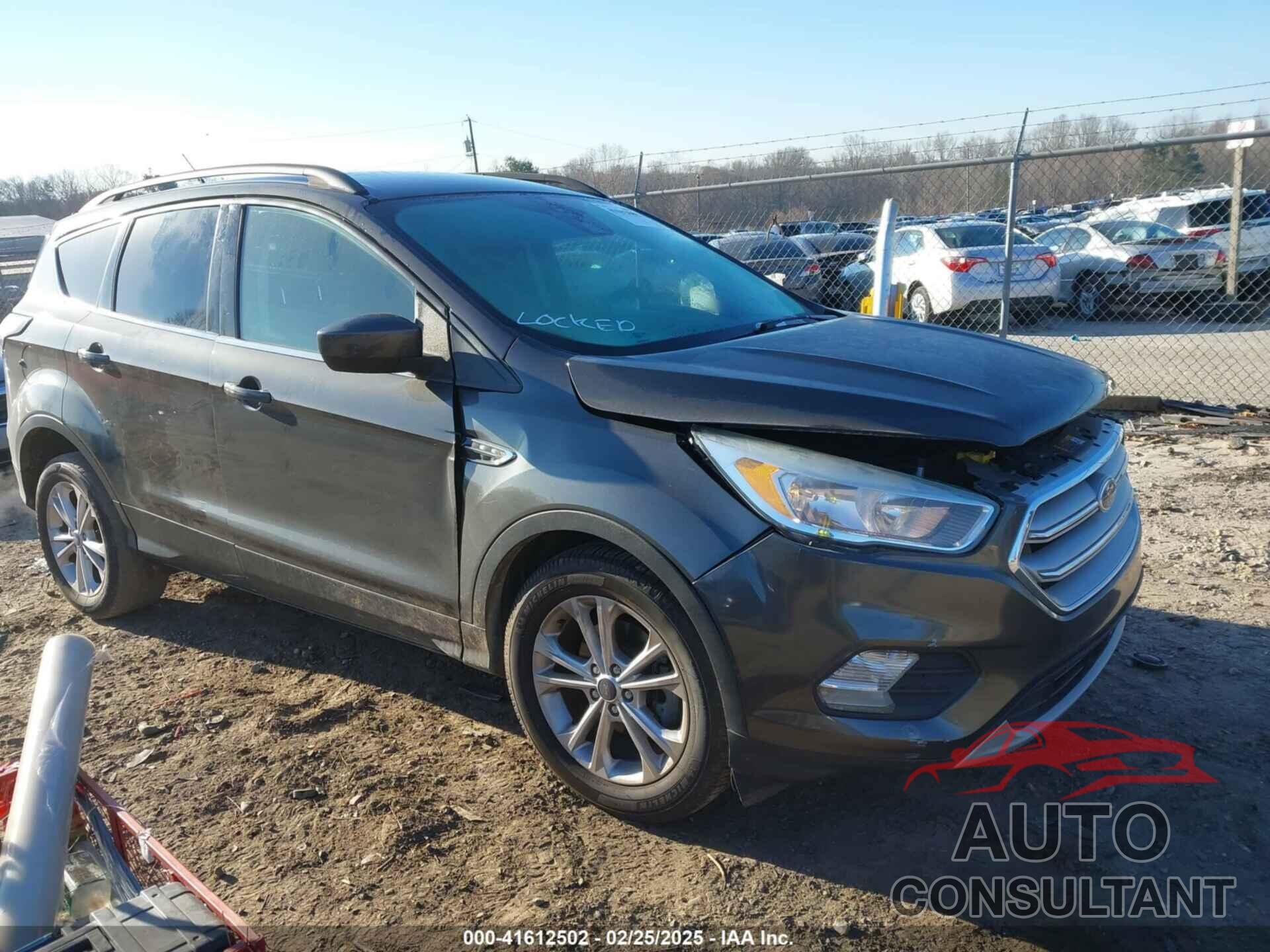 FORD ESCAPE 2018 - 1FMCU0GD0JUA87303