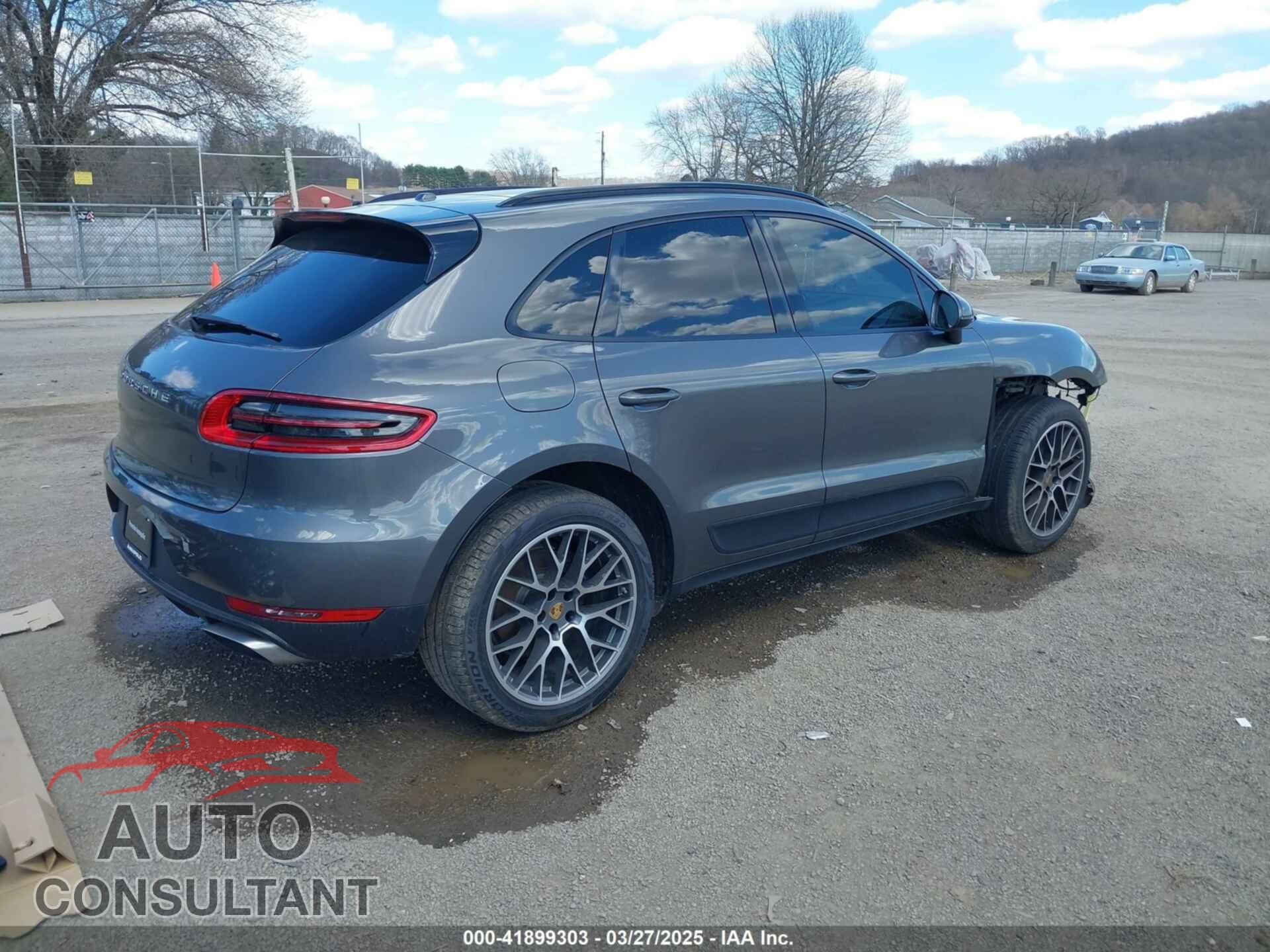 PORSCHE MACAN 2018 - WP1AA2A52JLB11042