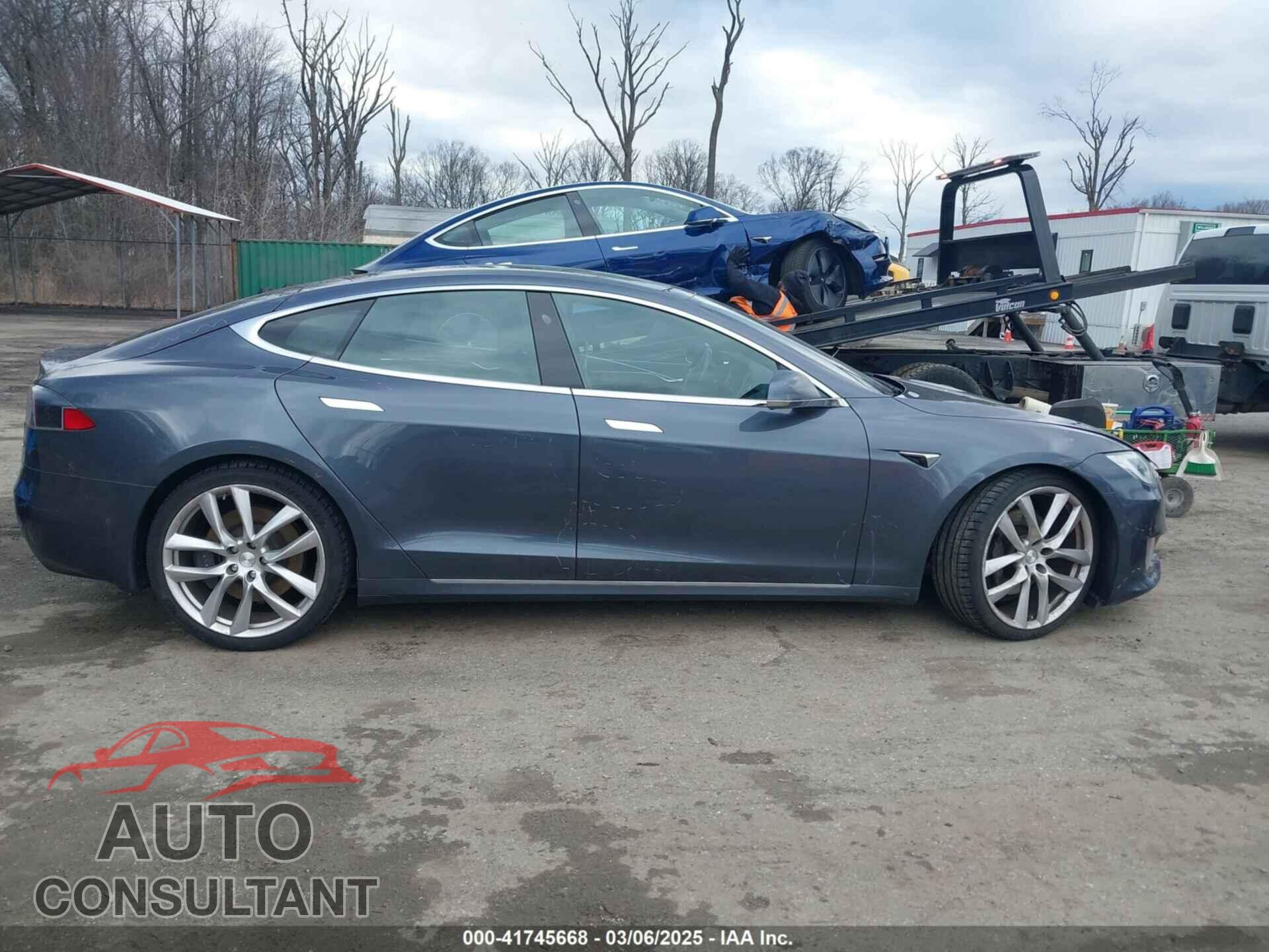 TESLA MODEL S 2017 - 5YJSA1E22HF197322