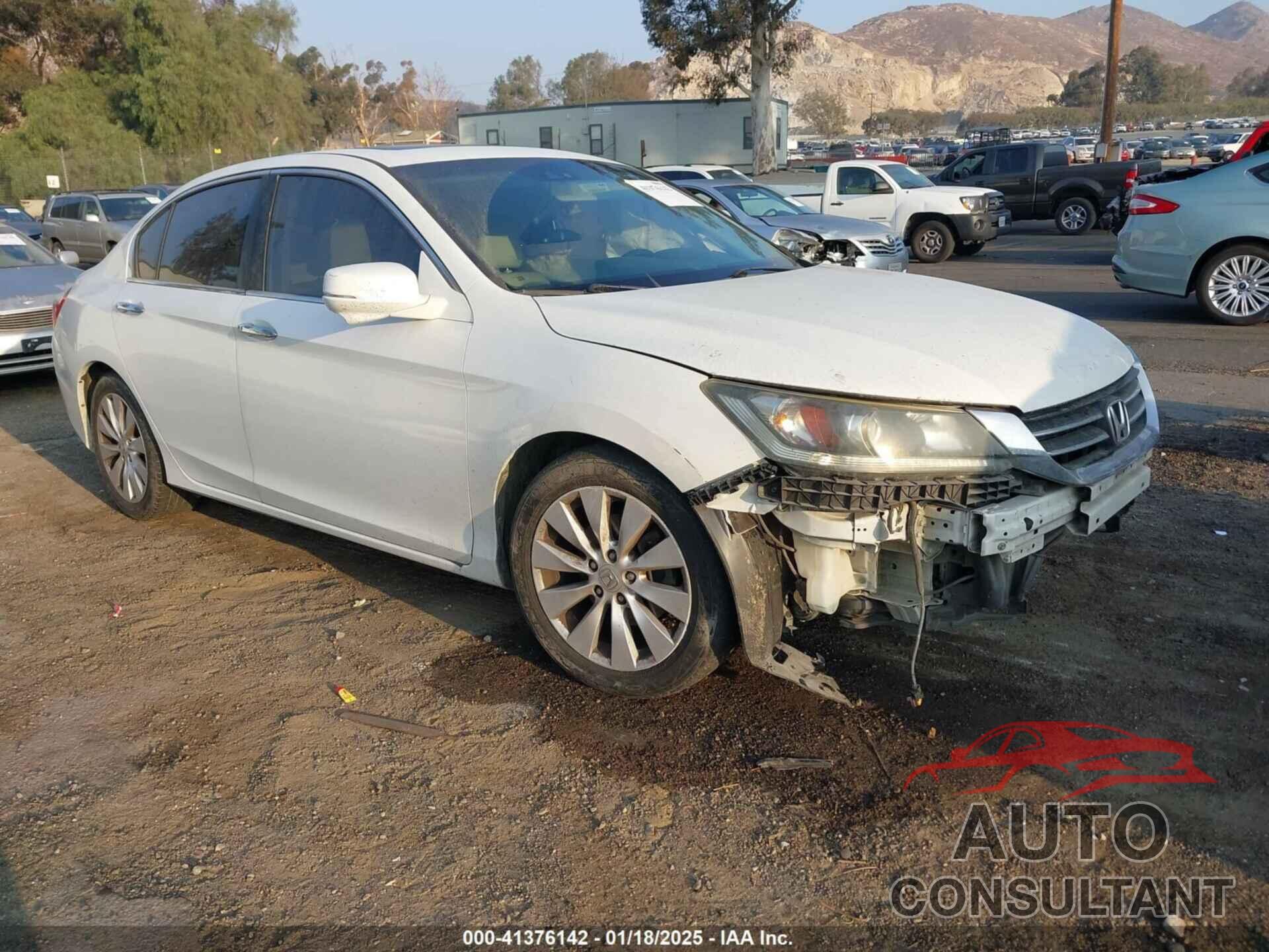 HONDA ACCORD 2013 - 1HGCR2F83DA024726