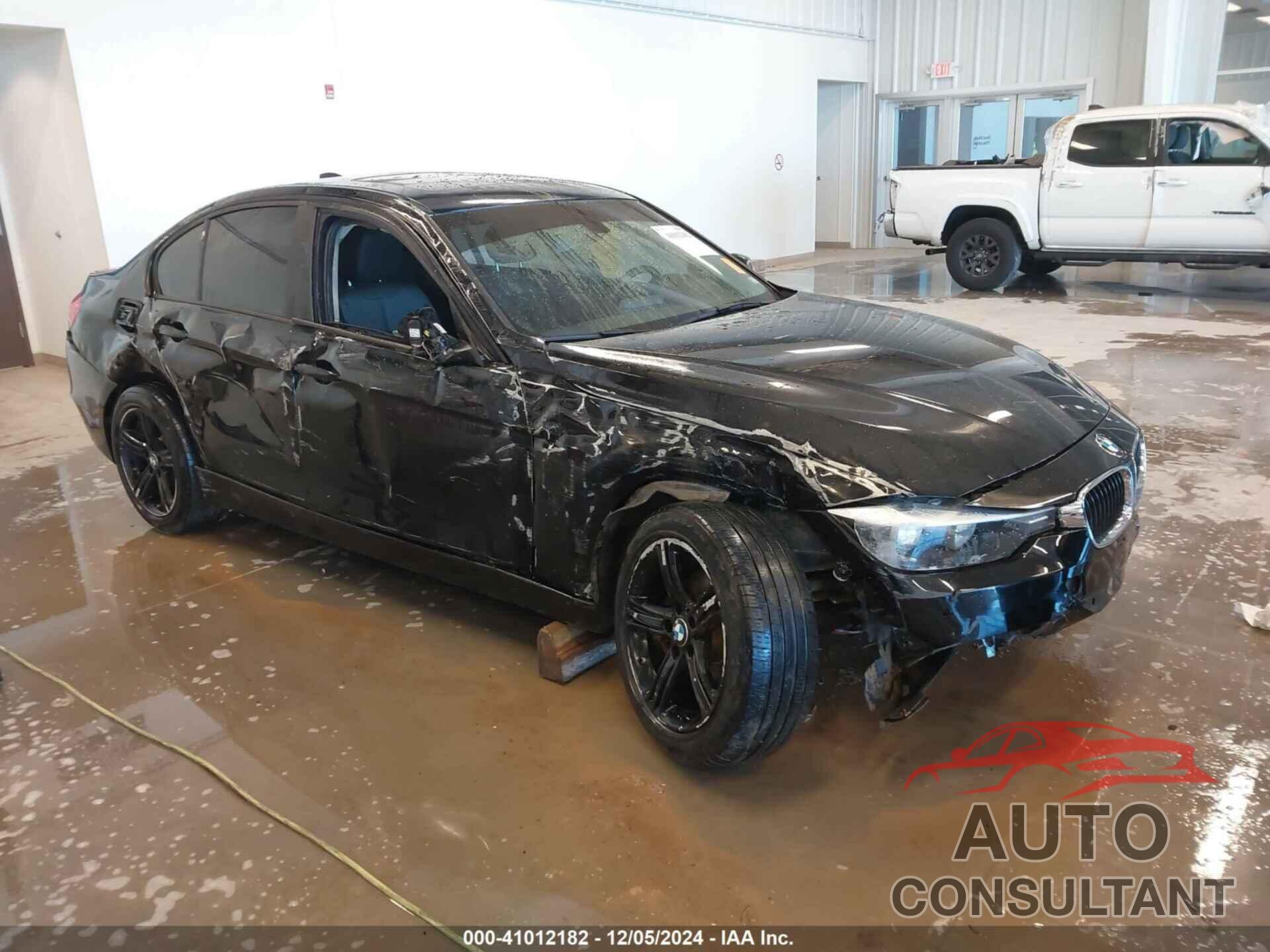 BMW 320I 2015 - WBA3C3C56FK203031