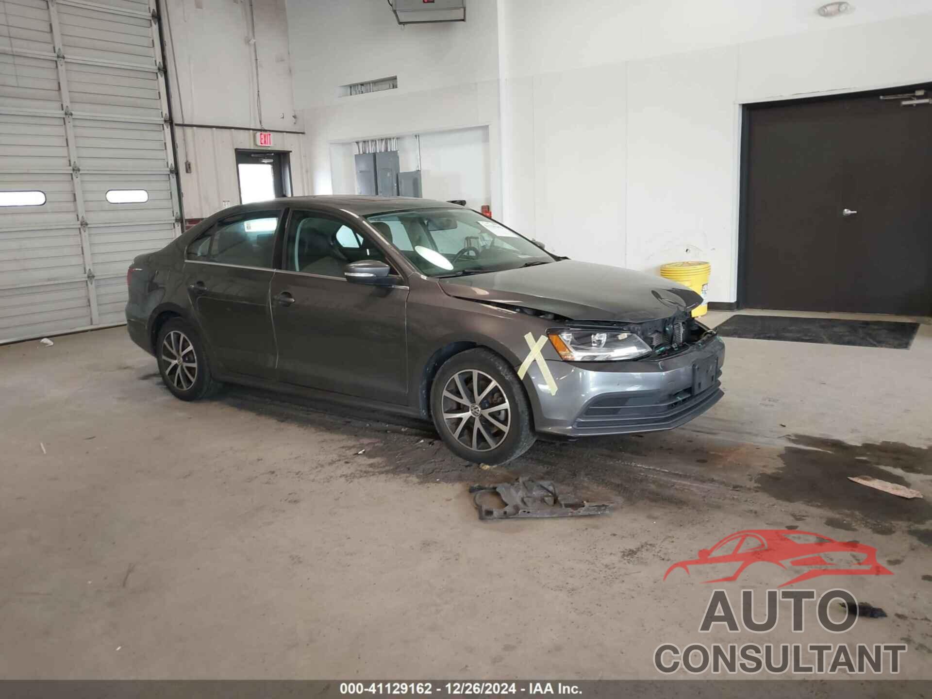 VOLKSWAGEN JETTA 2017 - 3VWDB7AJ4HM289532