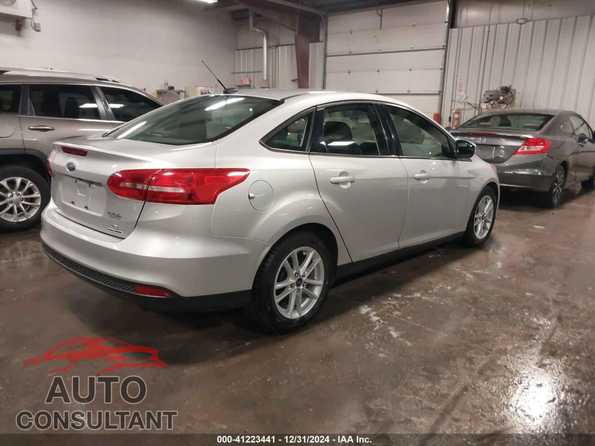 FORD FOCUS 2015 - 1FADP3F28FL357382