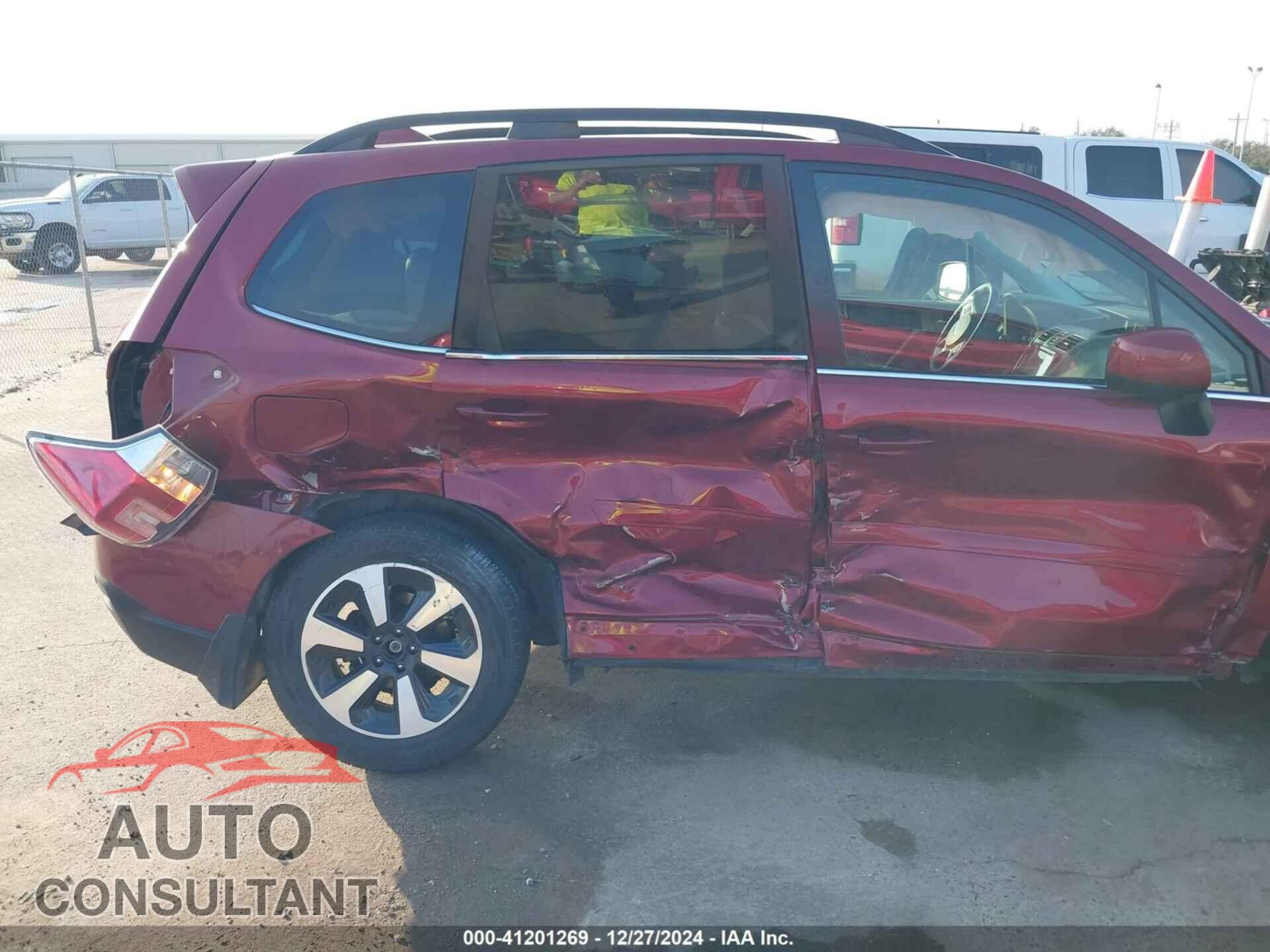 SUBARU FORESTER 2018 - JF2SJARC8JH574665