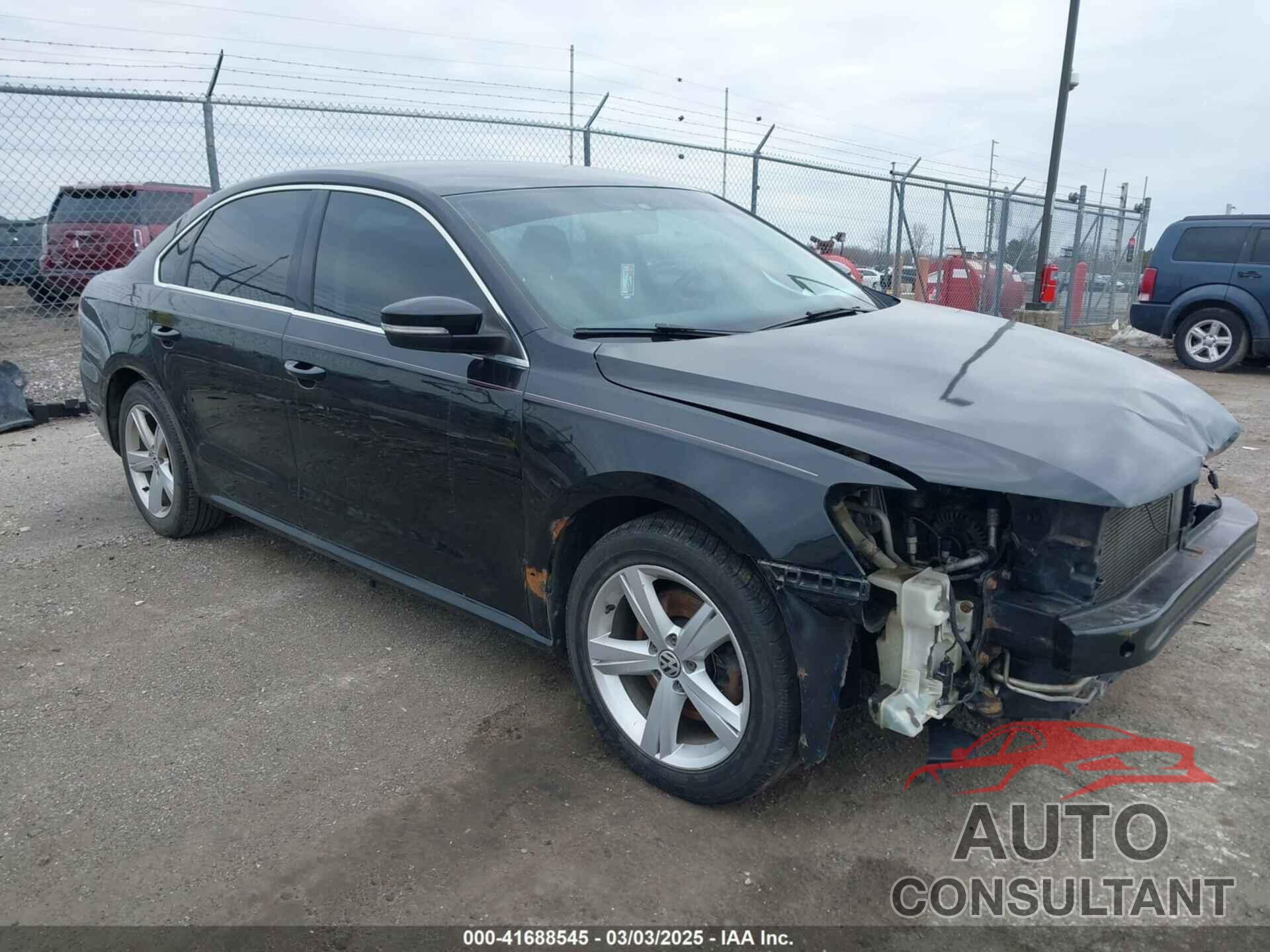 VOLKSWAGEN PASSAT 2014 - 1VWAT7A35EC044088