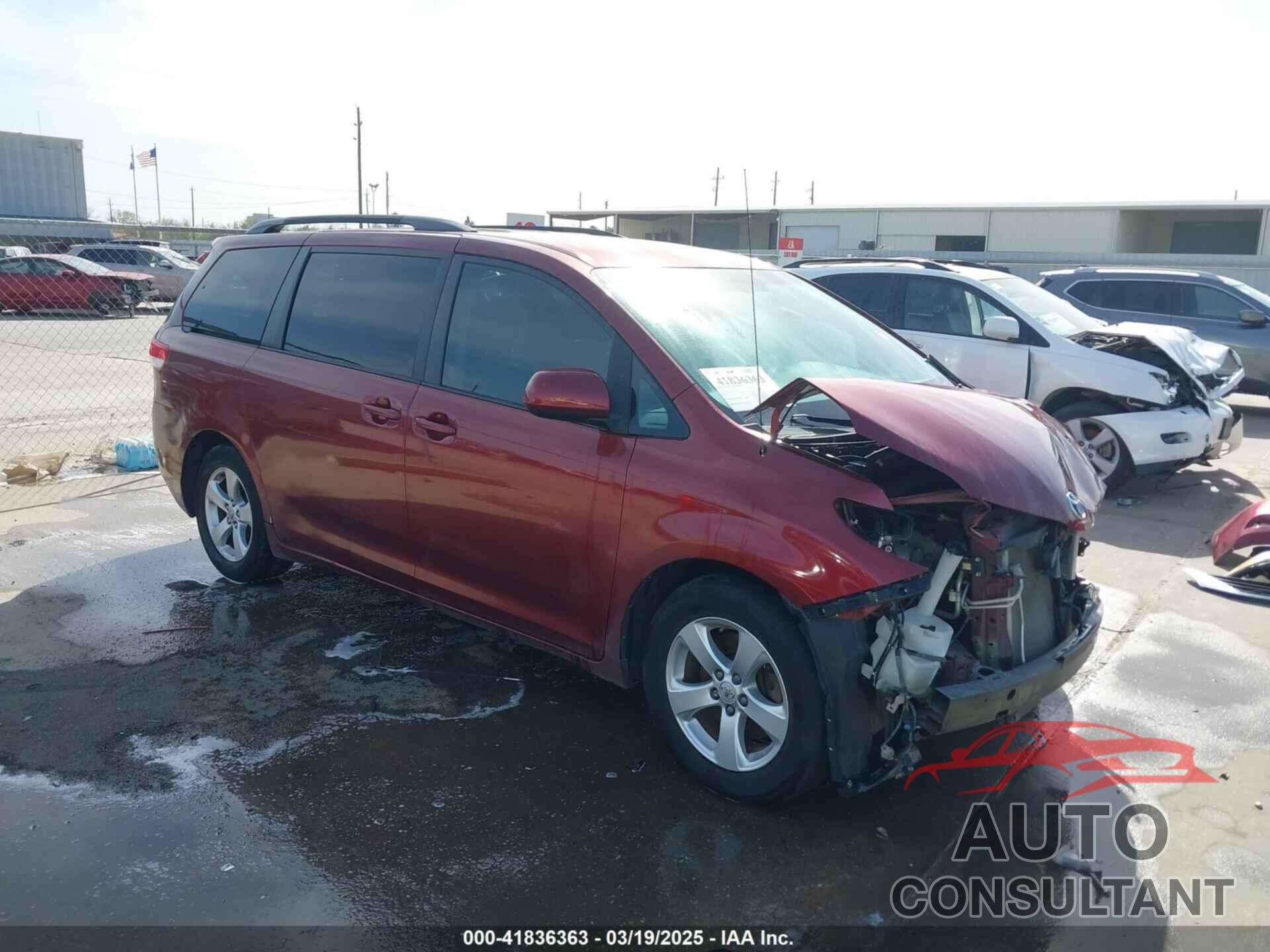 TOYOTA SIENNA 2014 - 5TDKK3DC1ES420380