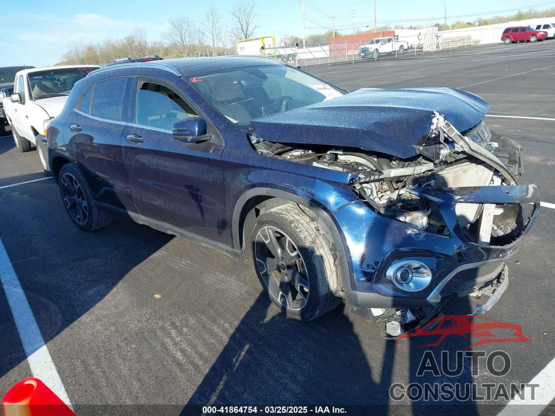 MERCEDES-BENZ GLA 250 2018 - WDCTG4EB8JJ453945