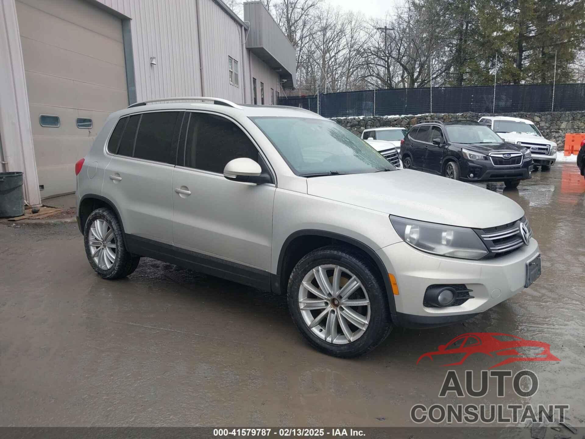 VOLKSWAGEN TIGUAN 2012 - WVGBV7AX6CW587008