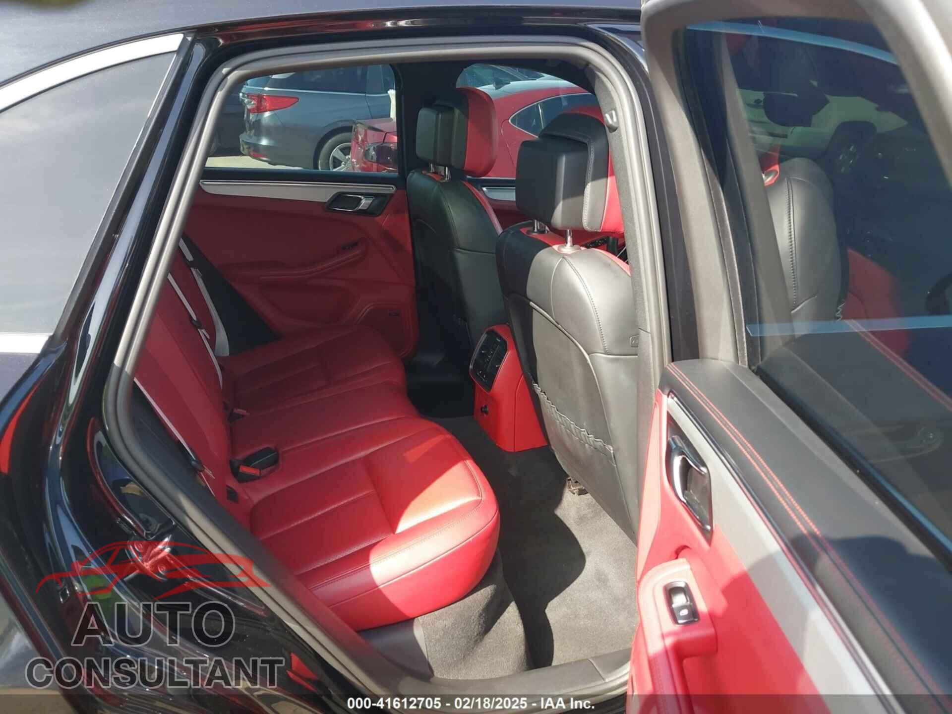 PORSCHE MACAN 2015 - WP1AB2A52FLB62545