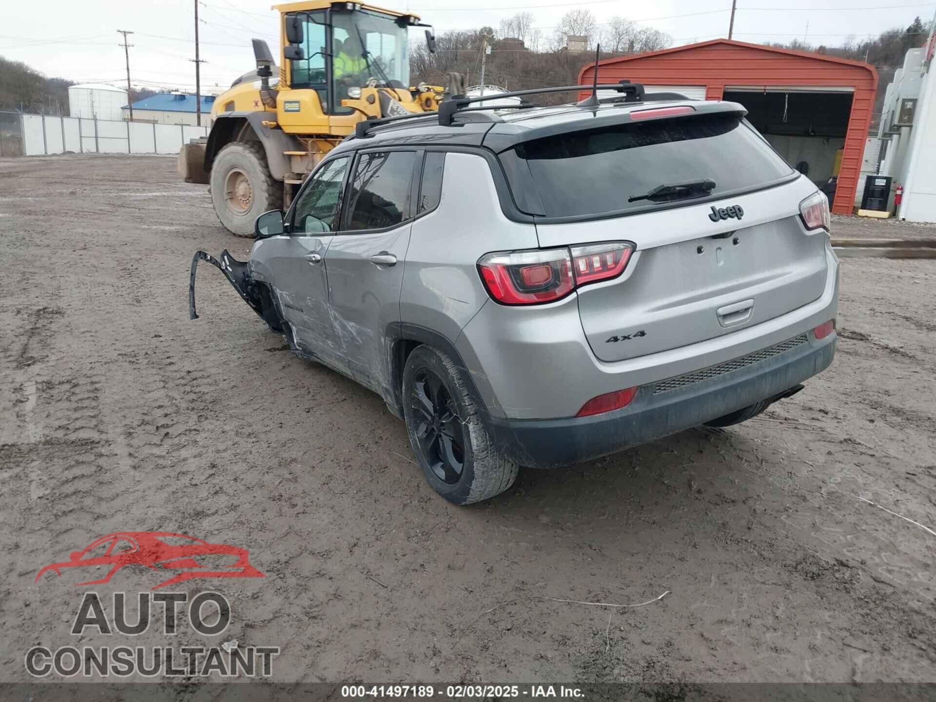 JEEP COMPASS 2018 - 3C4NJDBB2JT298810