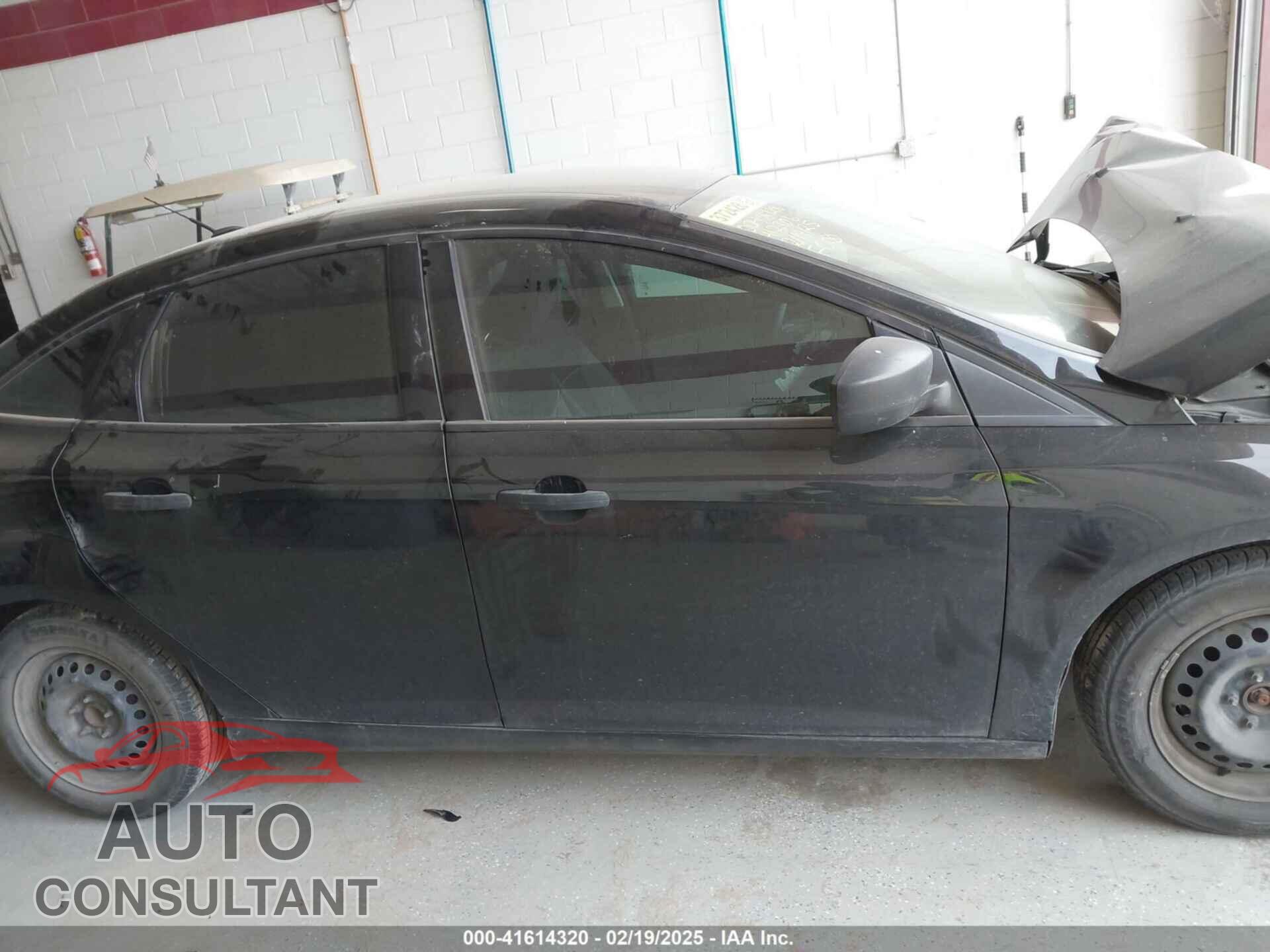 FORD FOCUS 2014 - 1FADP3E2XEL412706