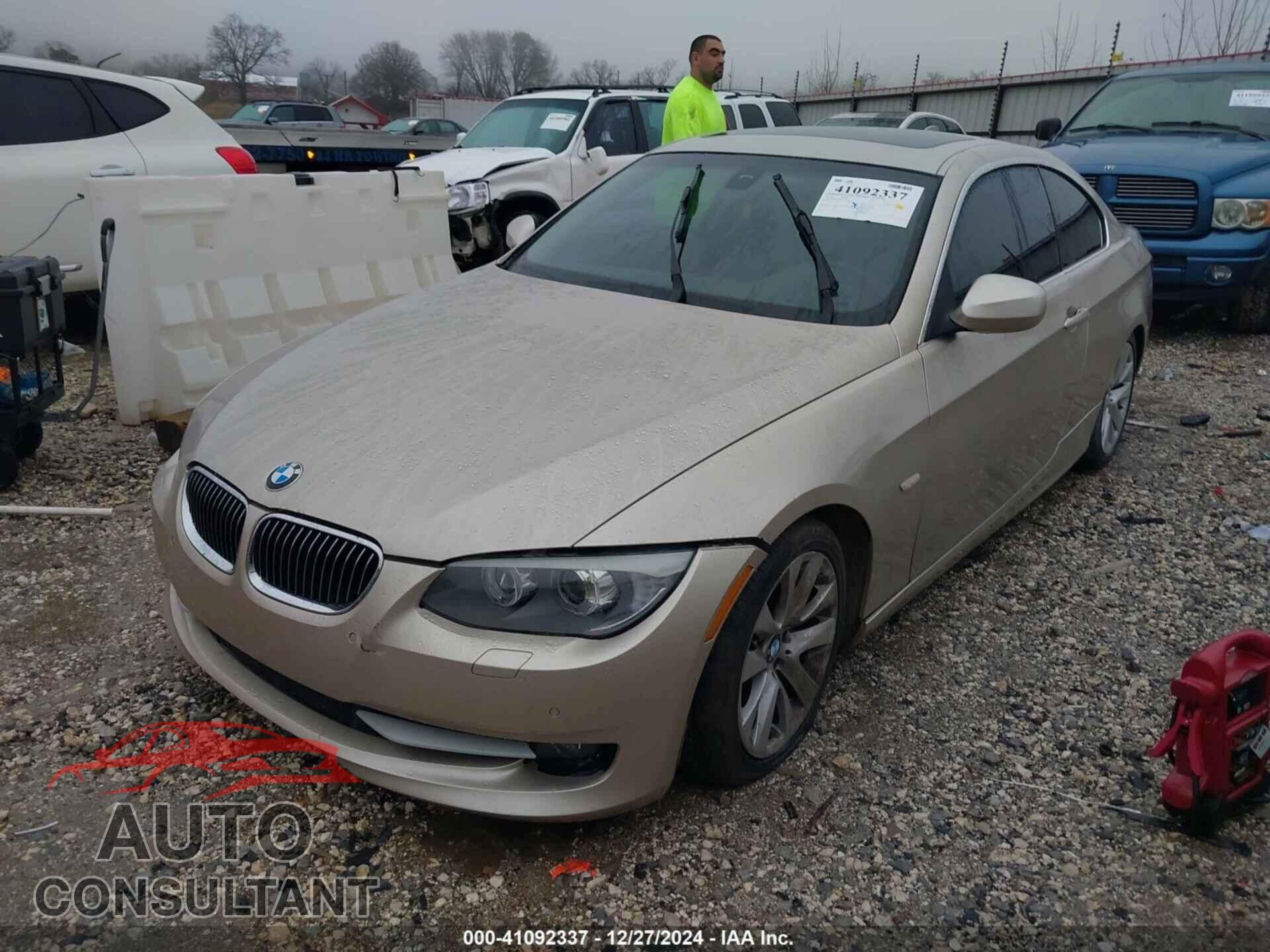 BMW 328I 2012 - WBAKE5C54CE756479