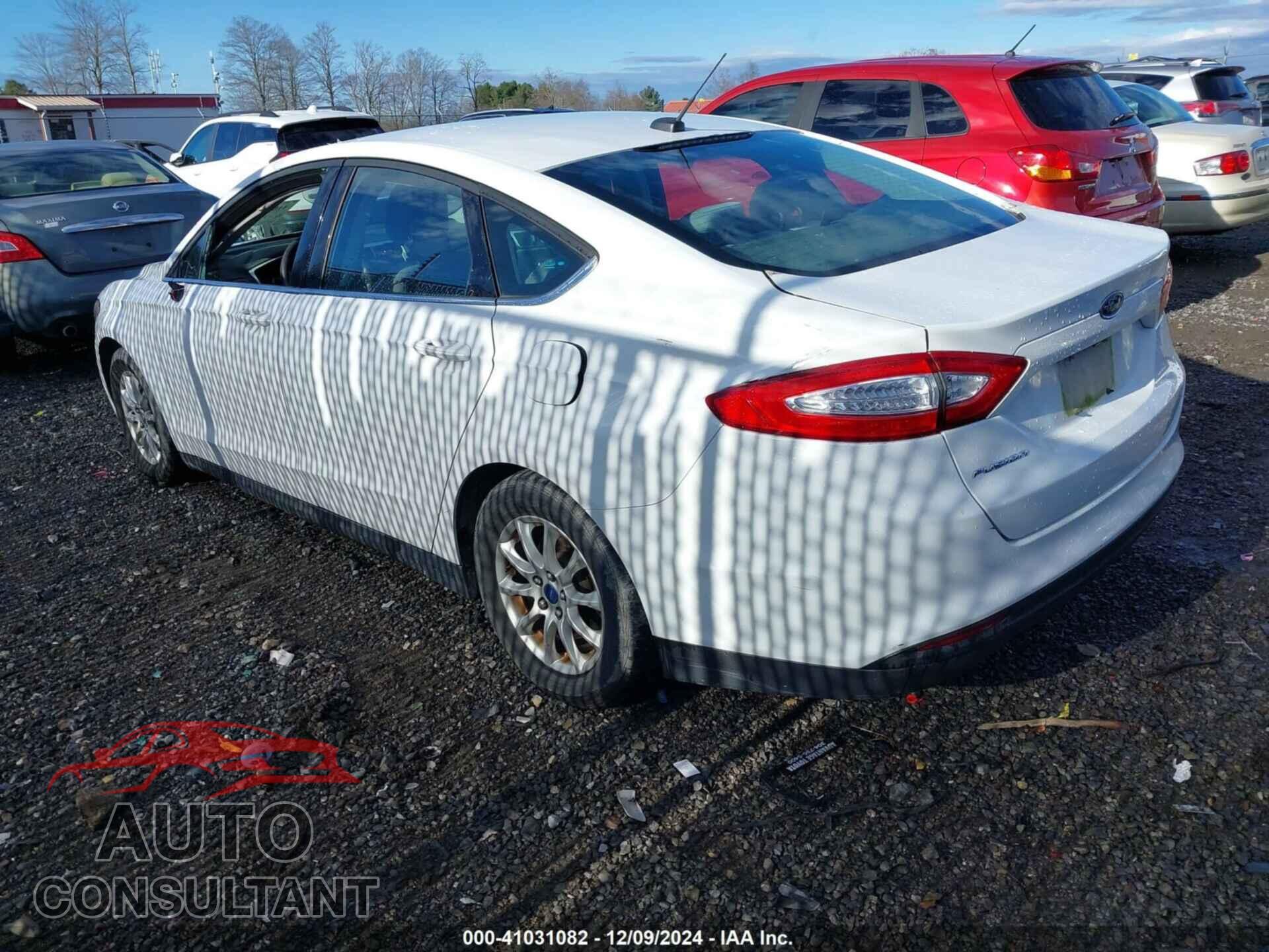 FORD FUSION 2015 - 1FA6P0G73F5106145