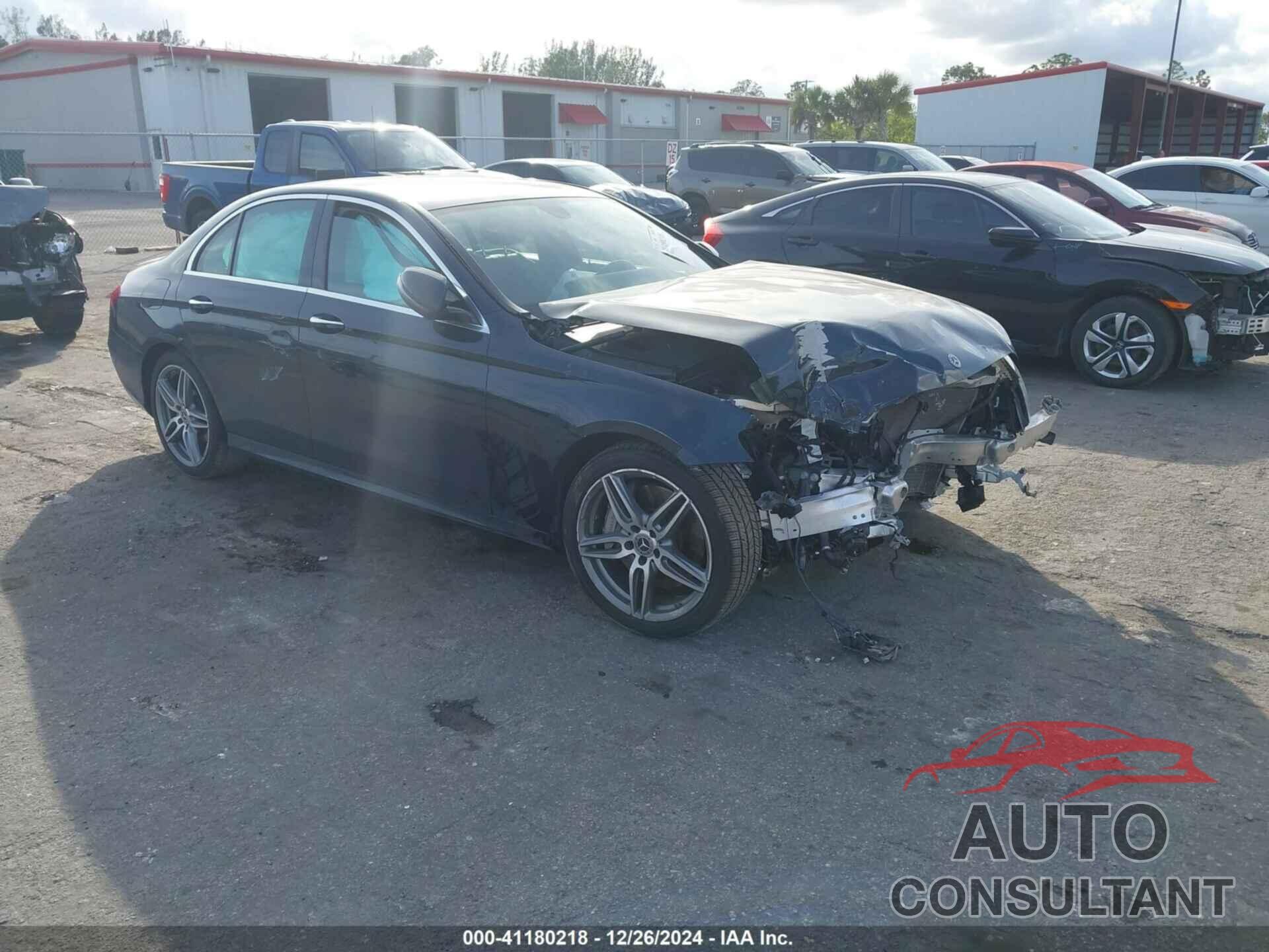 MERCEDES-BENZ E 300 2018 - WDDZF4JB7JA390352