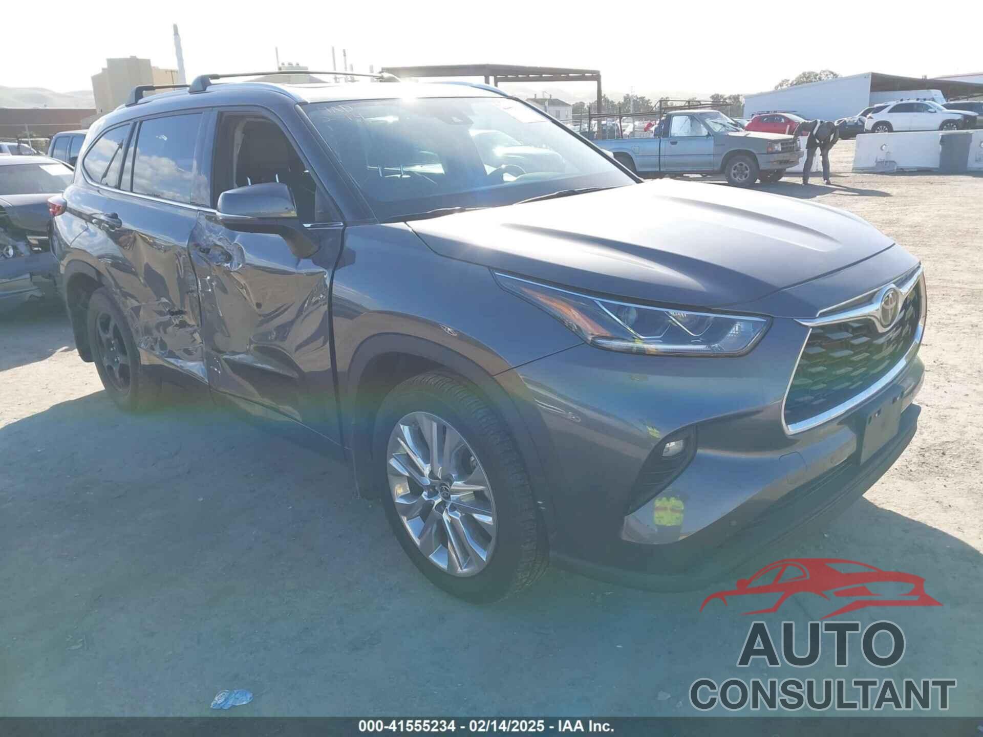 TOYOTA HIGHLANDER 2022 - 5TDDZRBH1NS175621