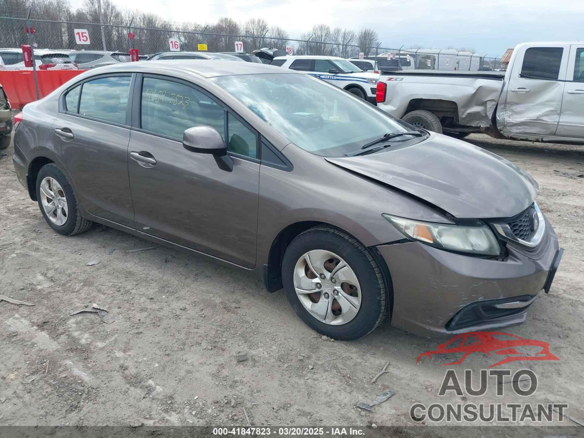 HONDA CIVIC 2013 - 2HGFB2F55DH525108