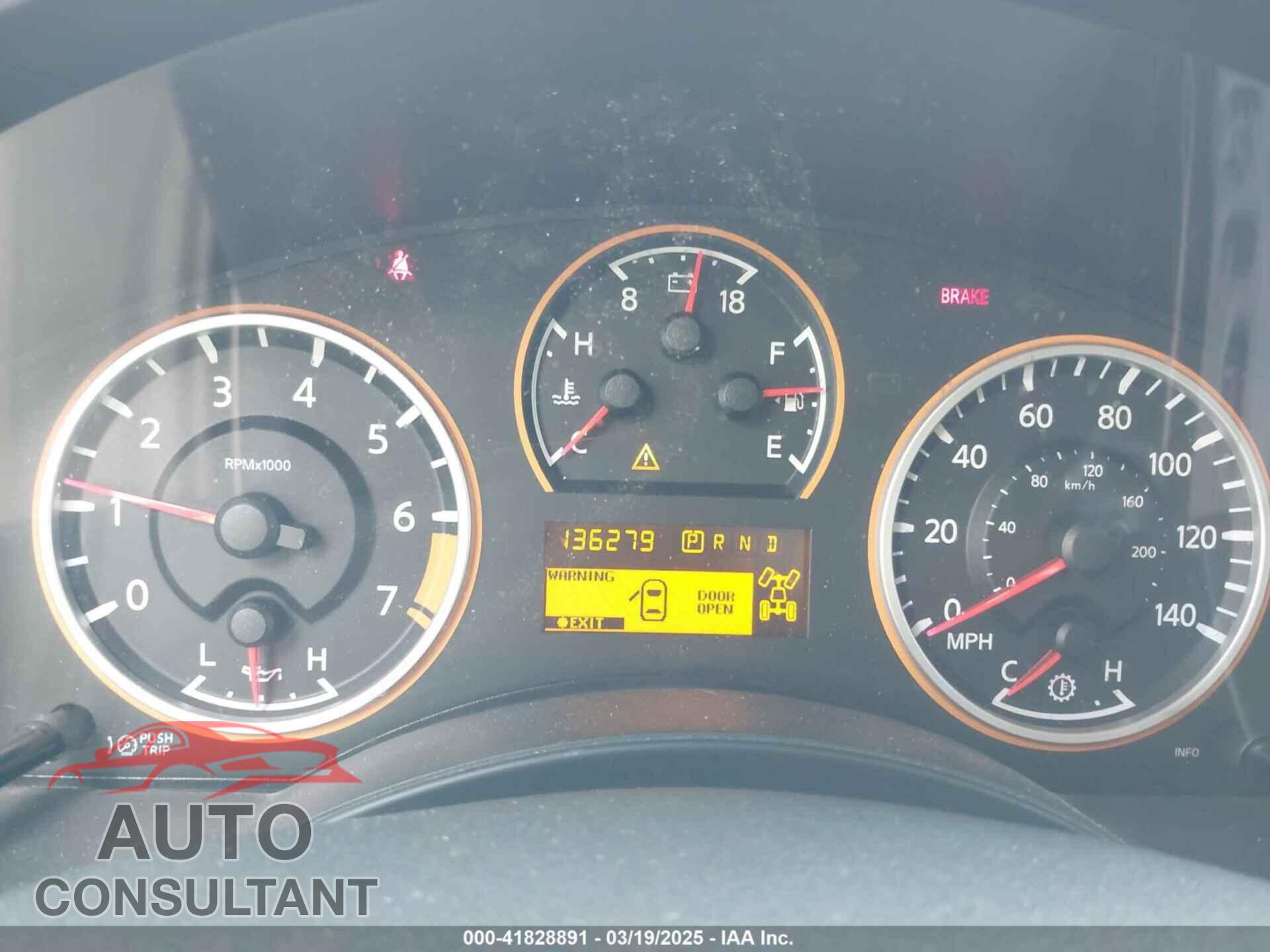 NISSAN TITAN 2013 - 1N6AA0EC5DN304015