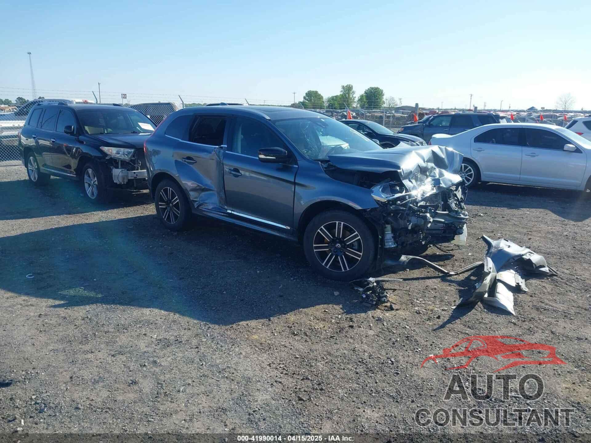 VOLVO XC60 2017 - YV440MDR9H2113878