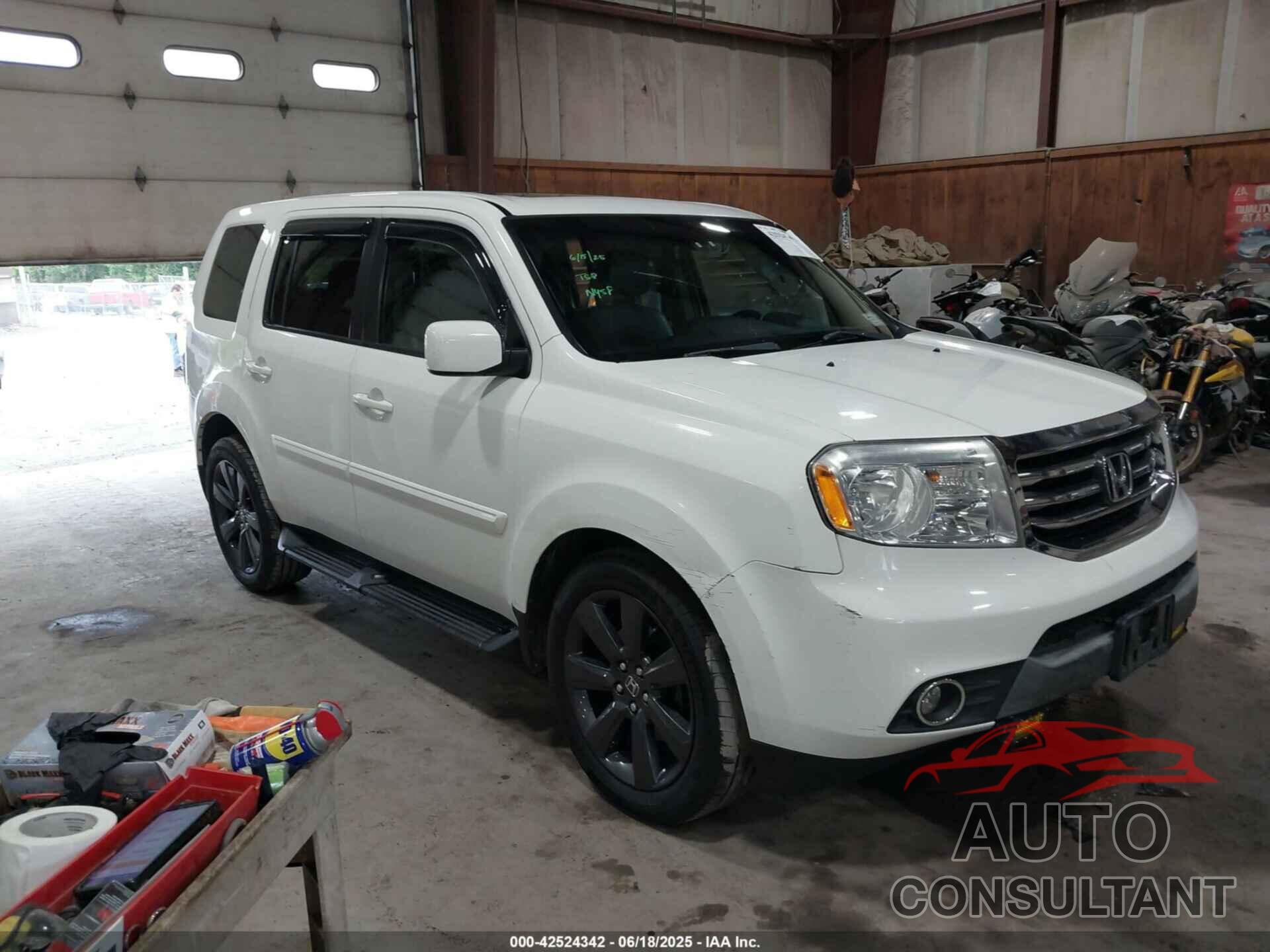 HONDA PILOT 2013 - 5FNYF4H53DB015141