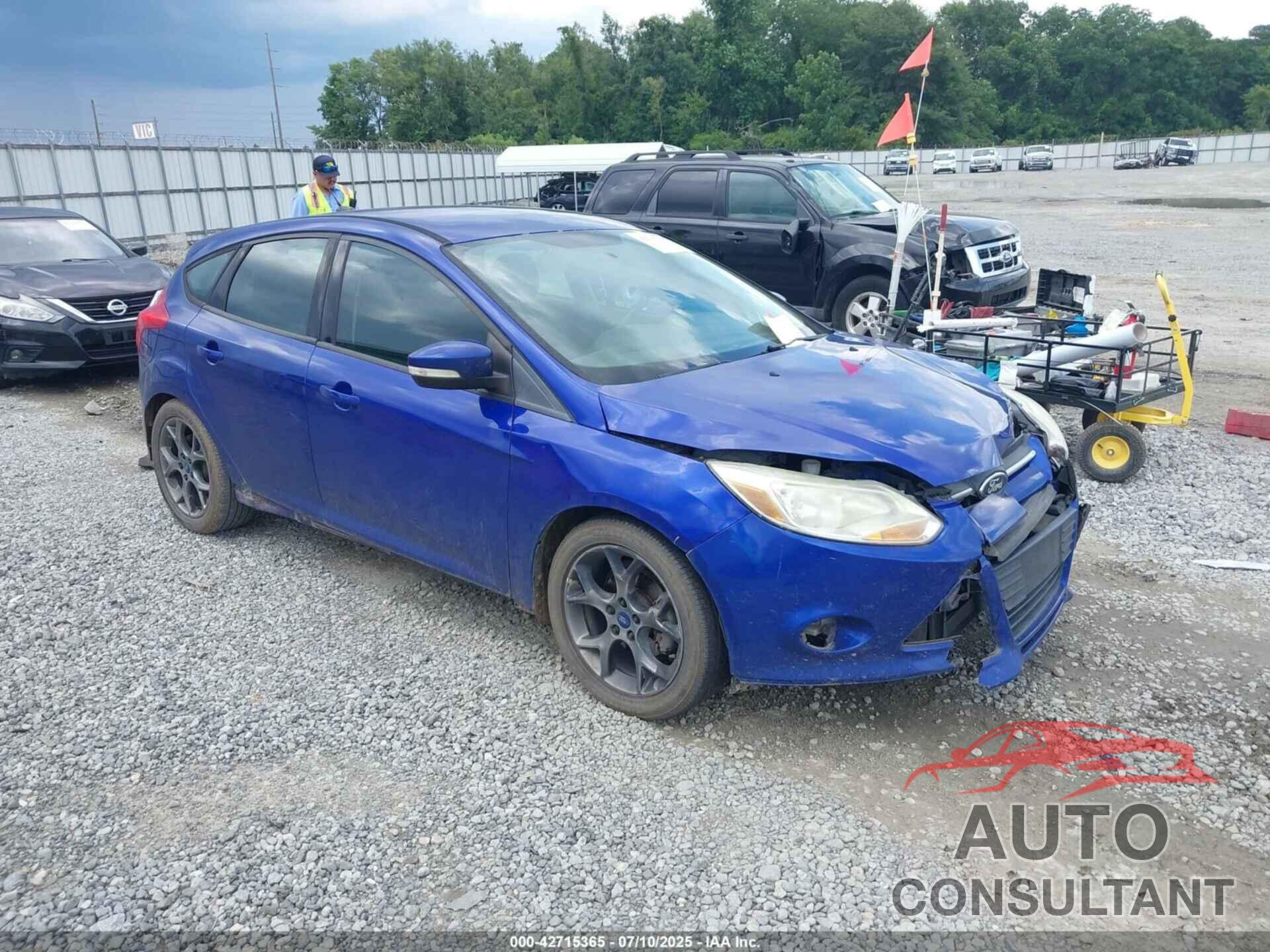 FORD FOCUS 2014 - 1FADP3K27EL455260