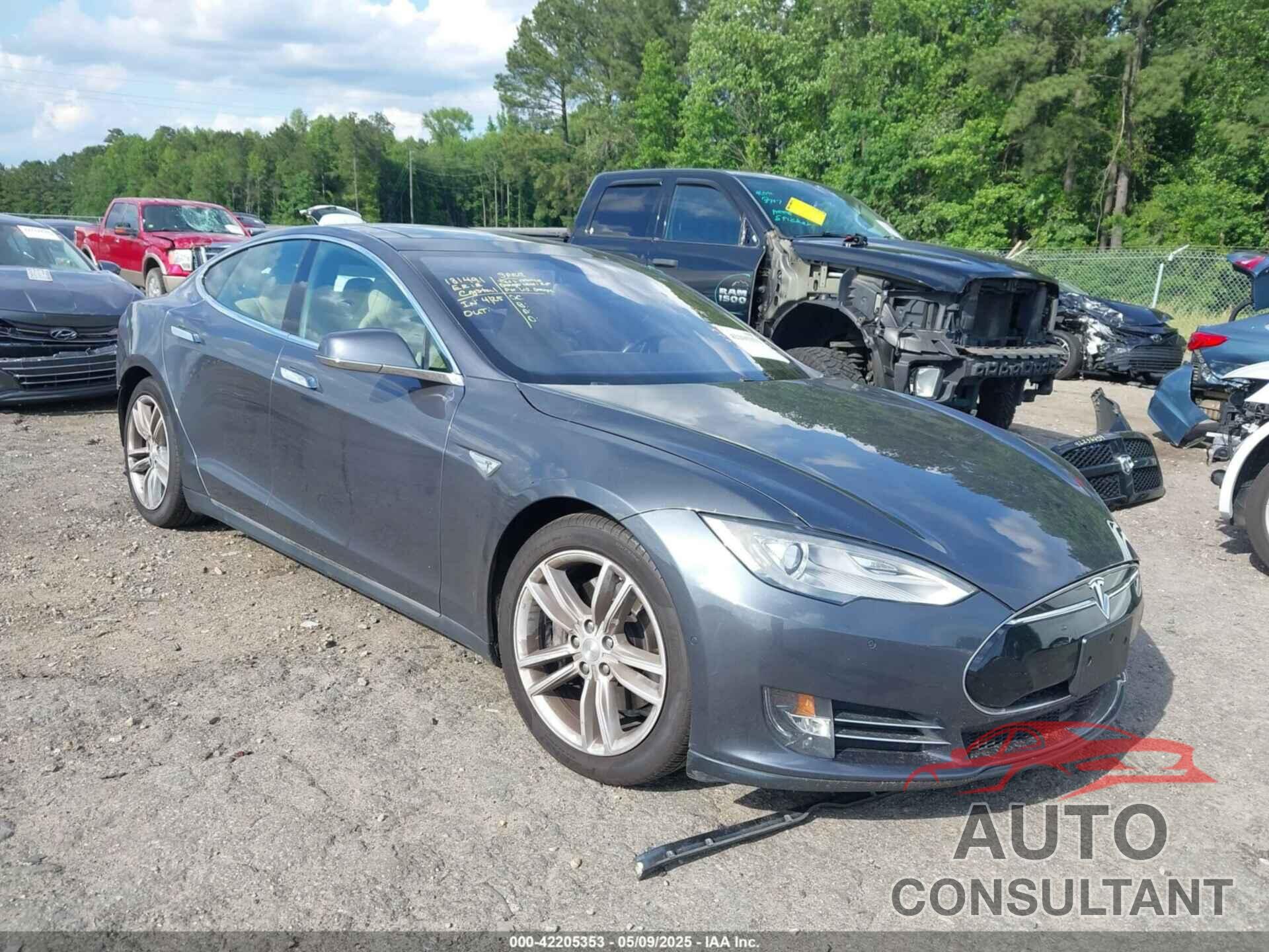TESLA MODEL S 2016 - 5YJSA1E25GF131491