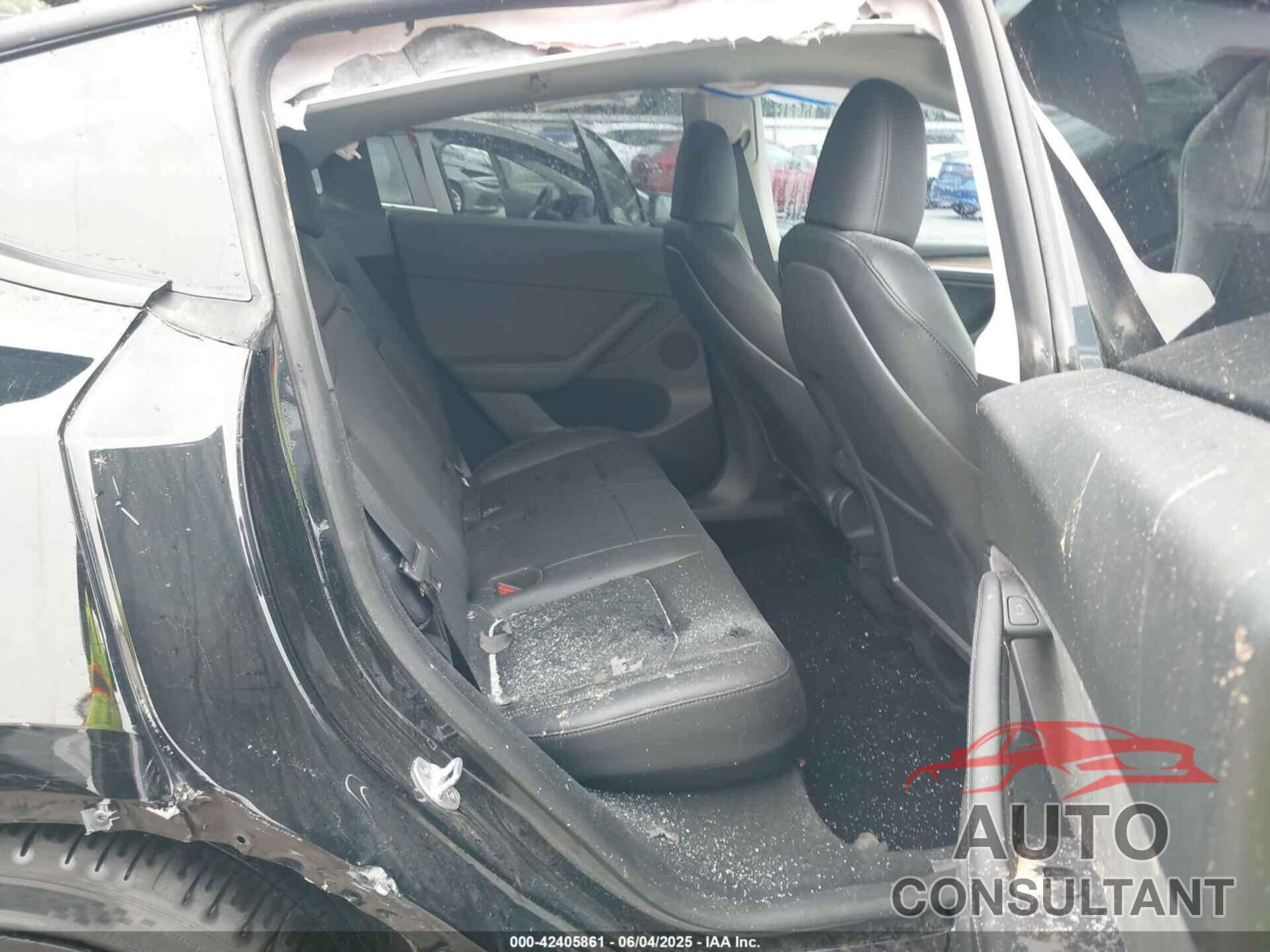 TESLA MODEL Y 2023 - 7SAYGDEF2PF700913