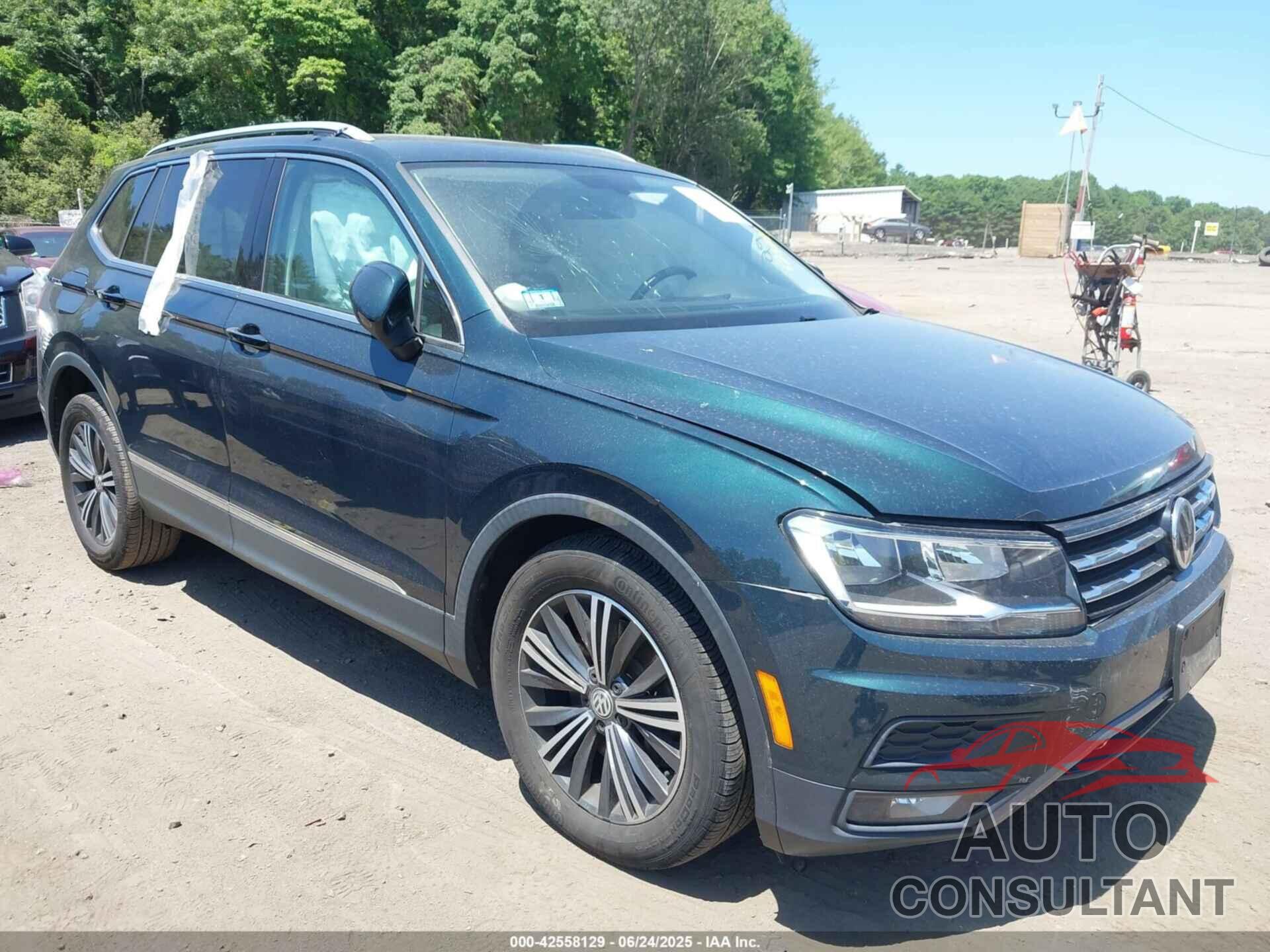 VOLKSWAGEN TIGUAN 2018 - 3VV2B7AX9JM058518
