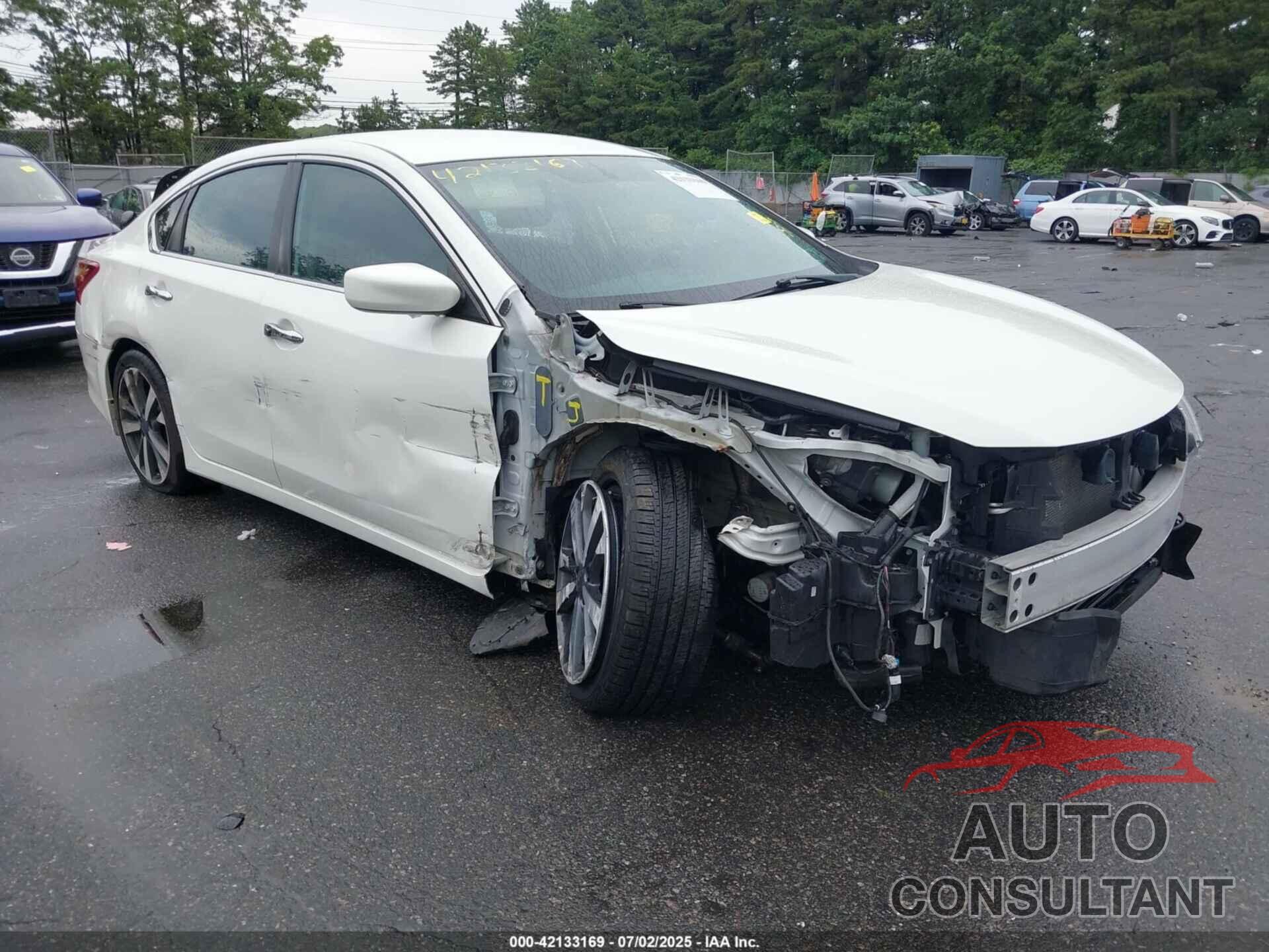 NISSAN ALTIMA 2017 - 1N4AL3AP0HC258043