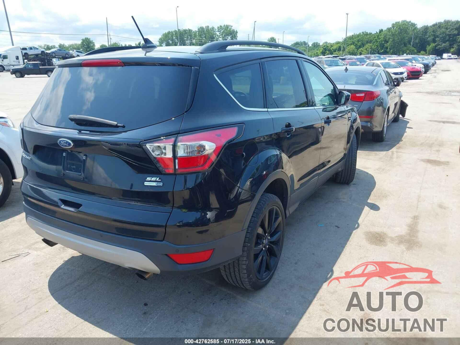 FORD ESCAPE 2018 - 1FMCU9HD4JUB30852