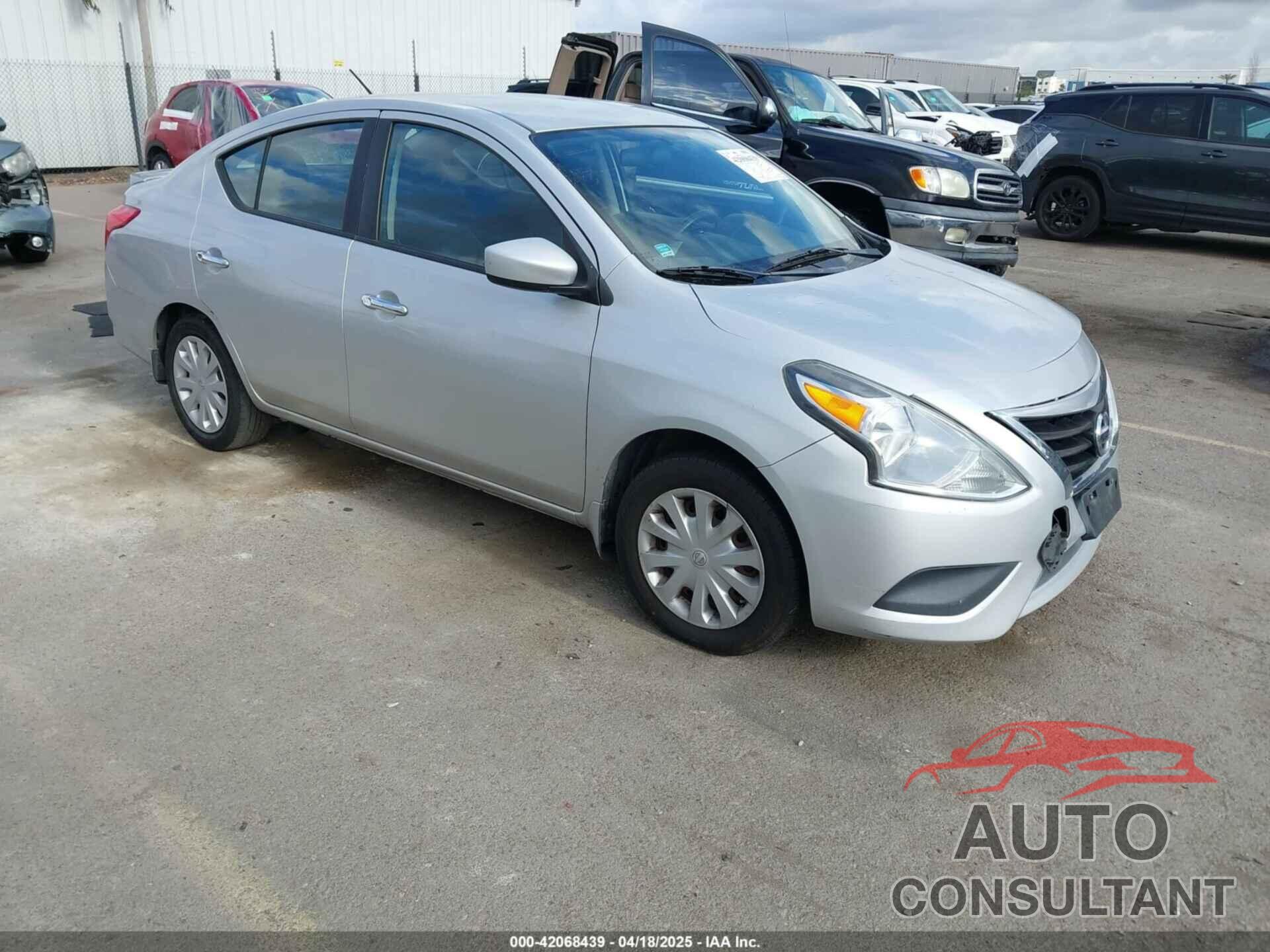NISSAN VERSA 2015 - 3N1CN7AP0FL829247