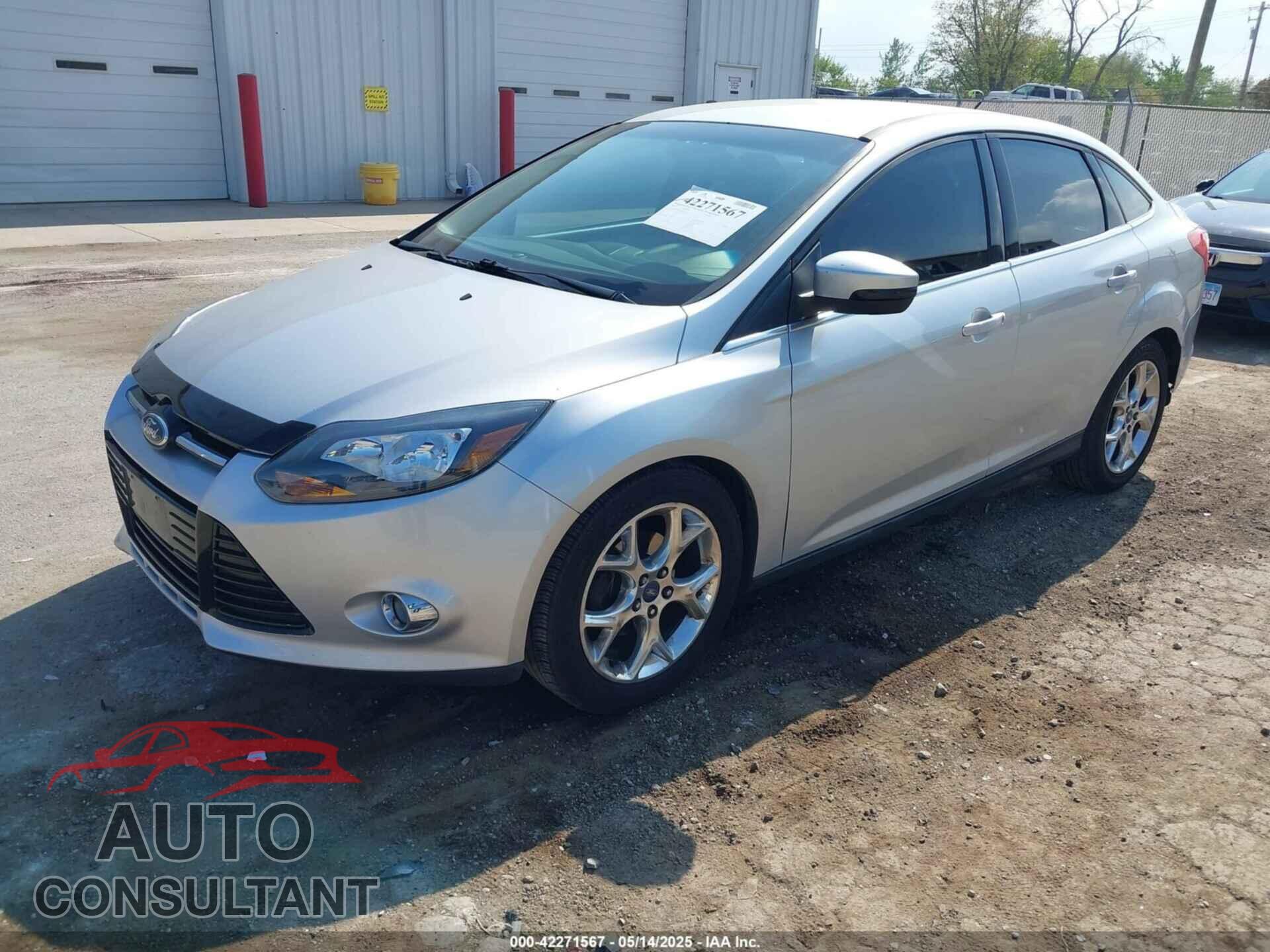 FORD FOCUS 2012 - 1FAHP3H24CL420875