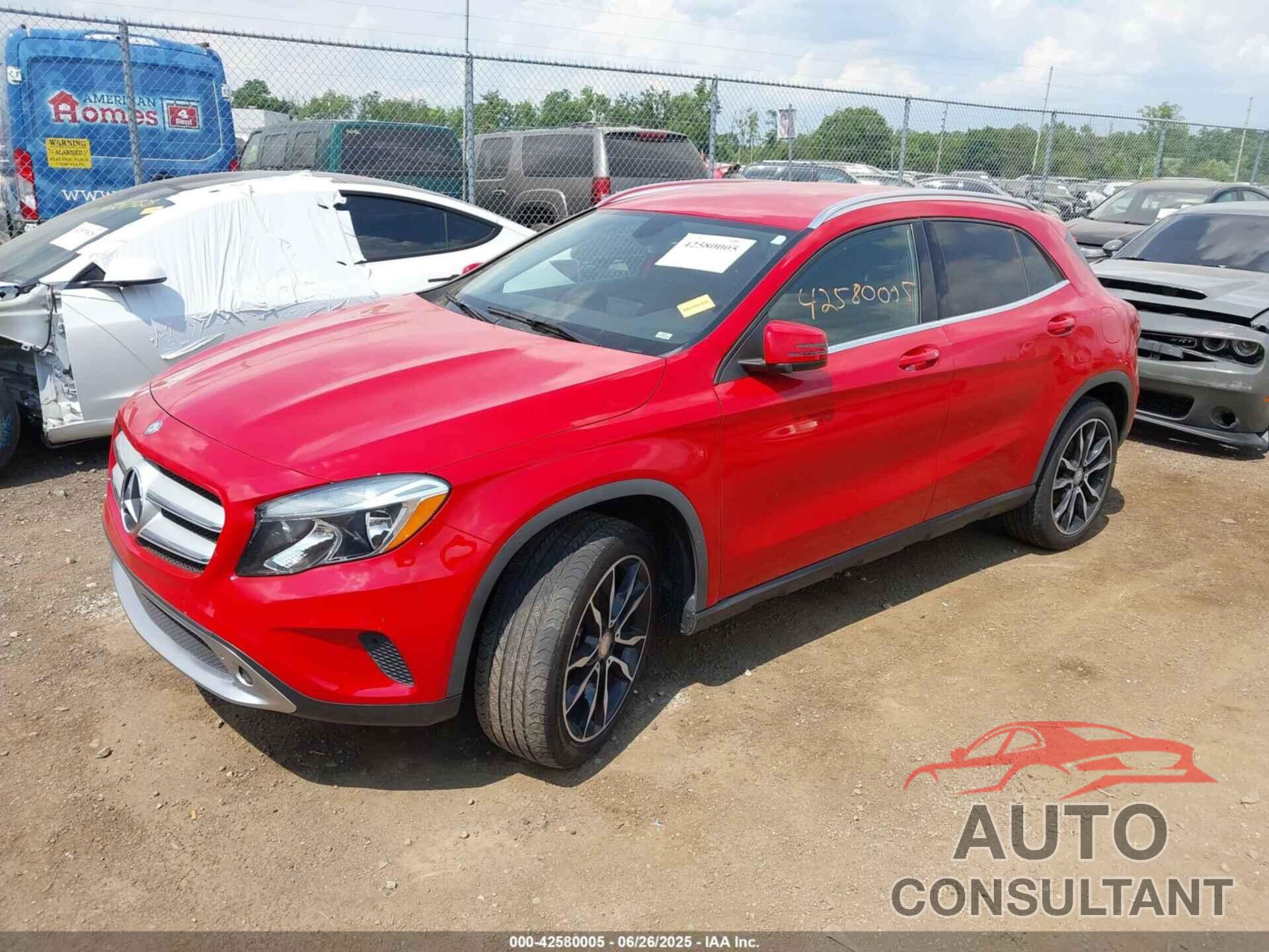 MERCEDES-BENZ GLA 250 2015 - WDCTG4GB9FJ178364