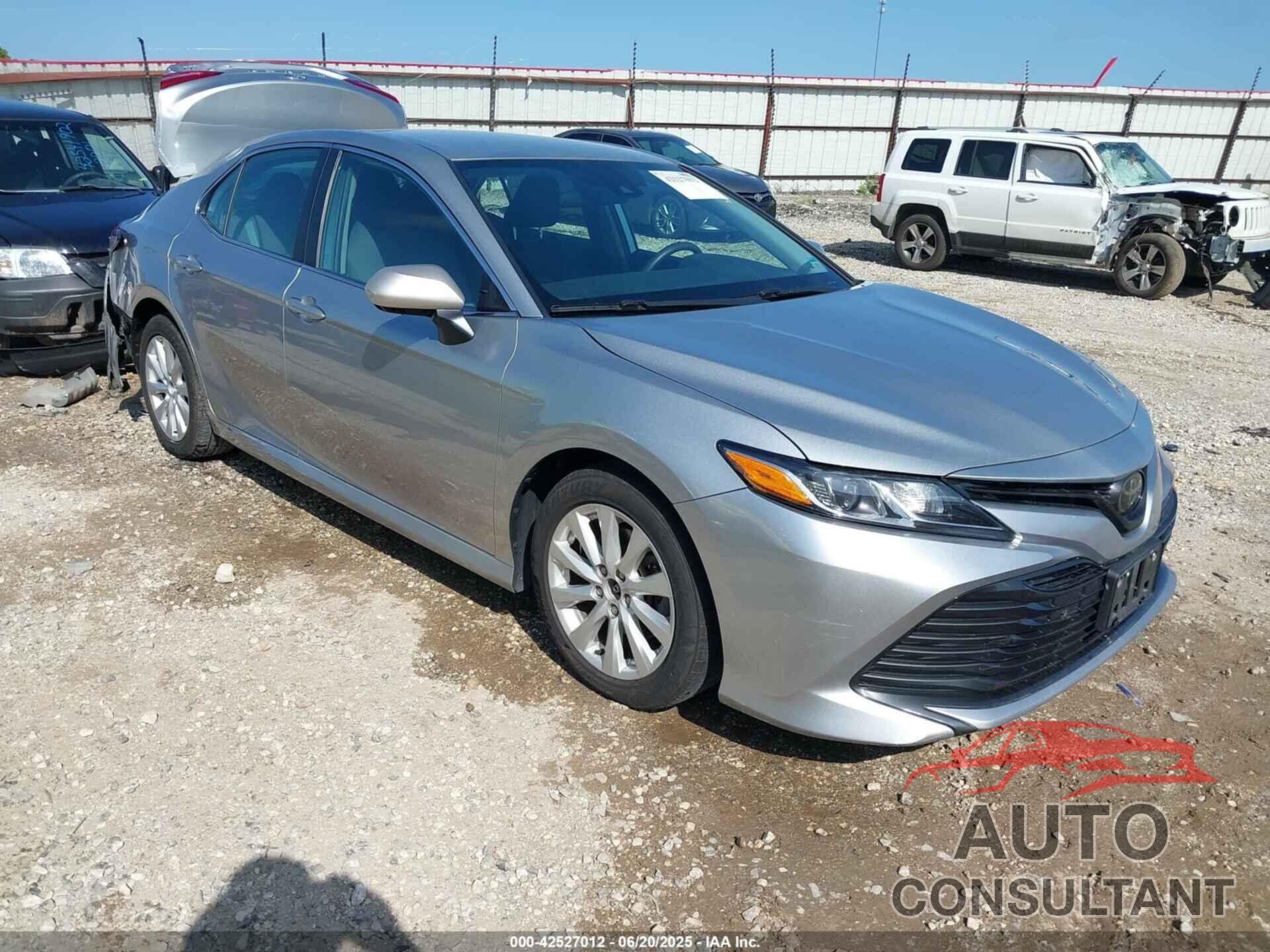 TOYOTA CAMRY 2020 - 4T1C11AK1LU948710