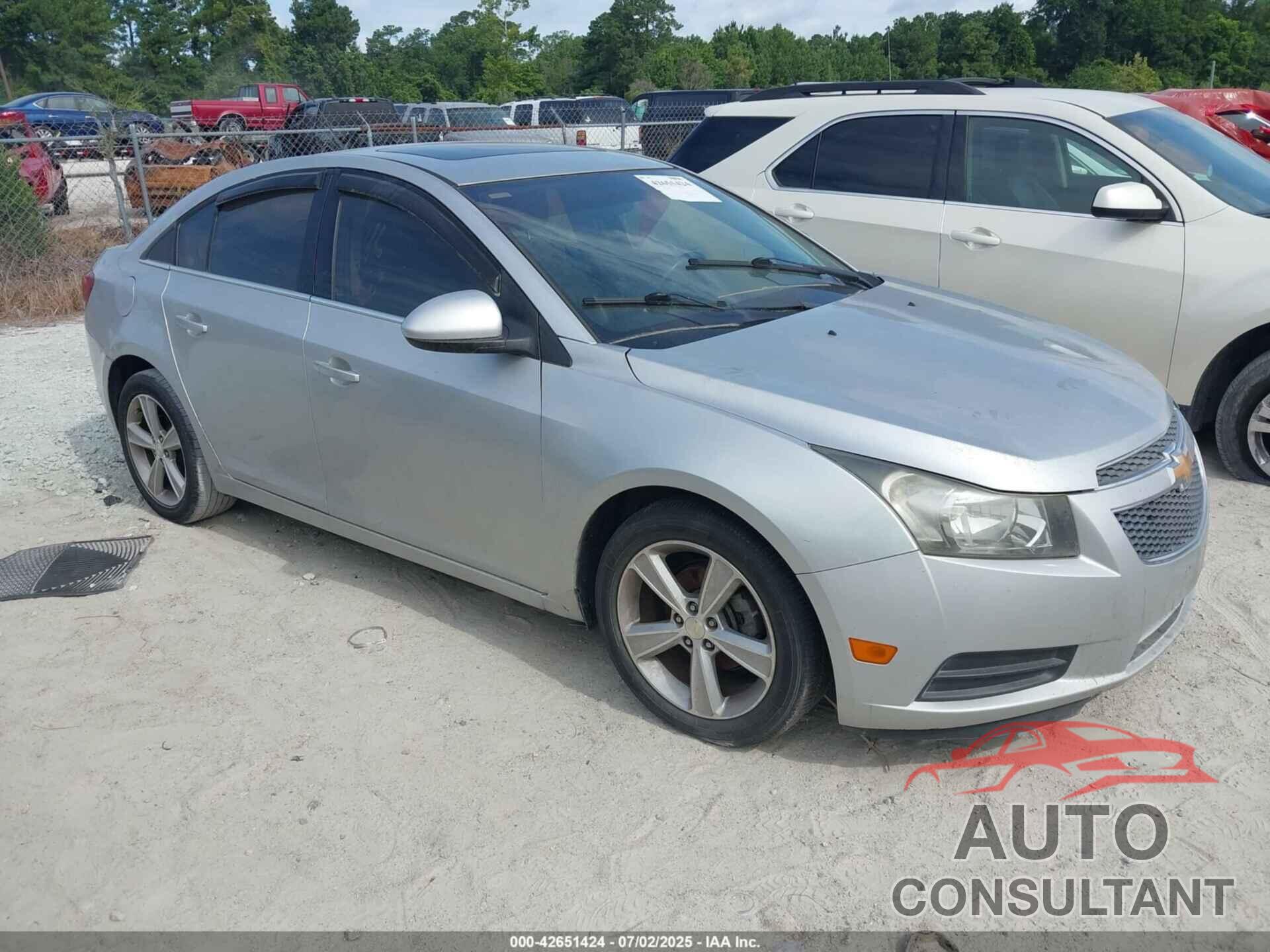 CHEVROLET CRUZE 2014 - 1G1PE5SB1E7117010