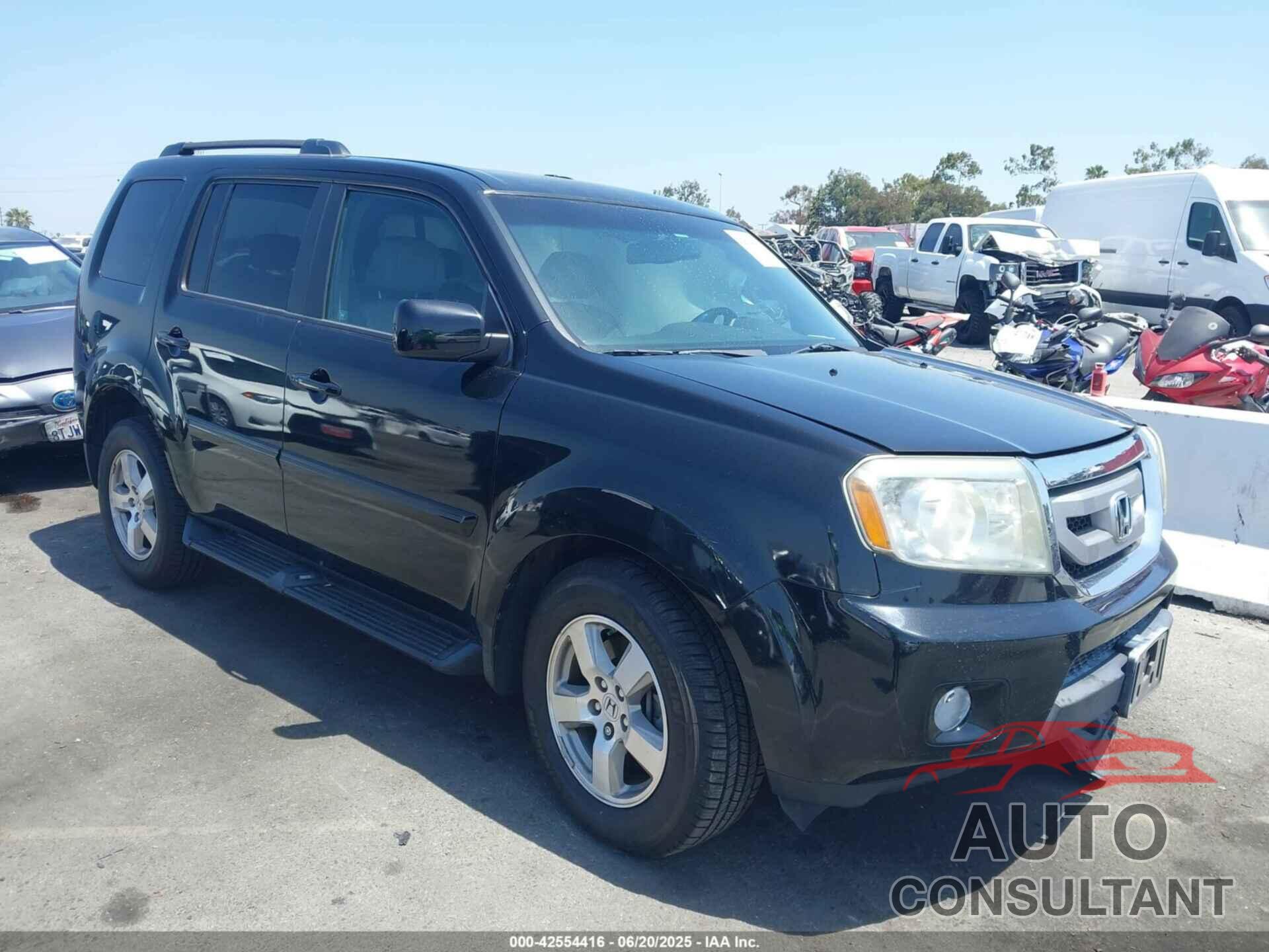 HONDA PILOT 2011 - 5FNYF3H5XBB022160