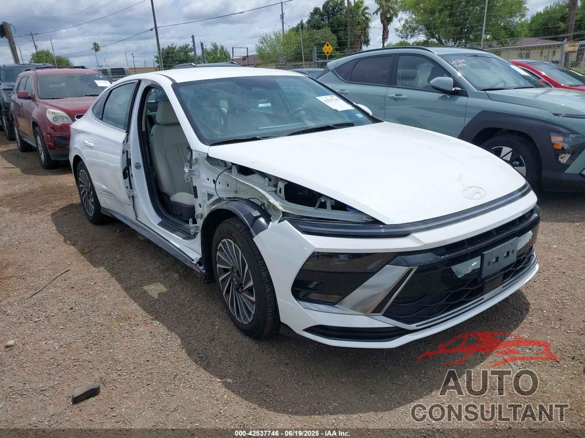 HYUNDAI SONATA HYBRID 2024 - KMHL34JJ0RA100332