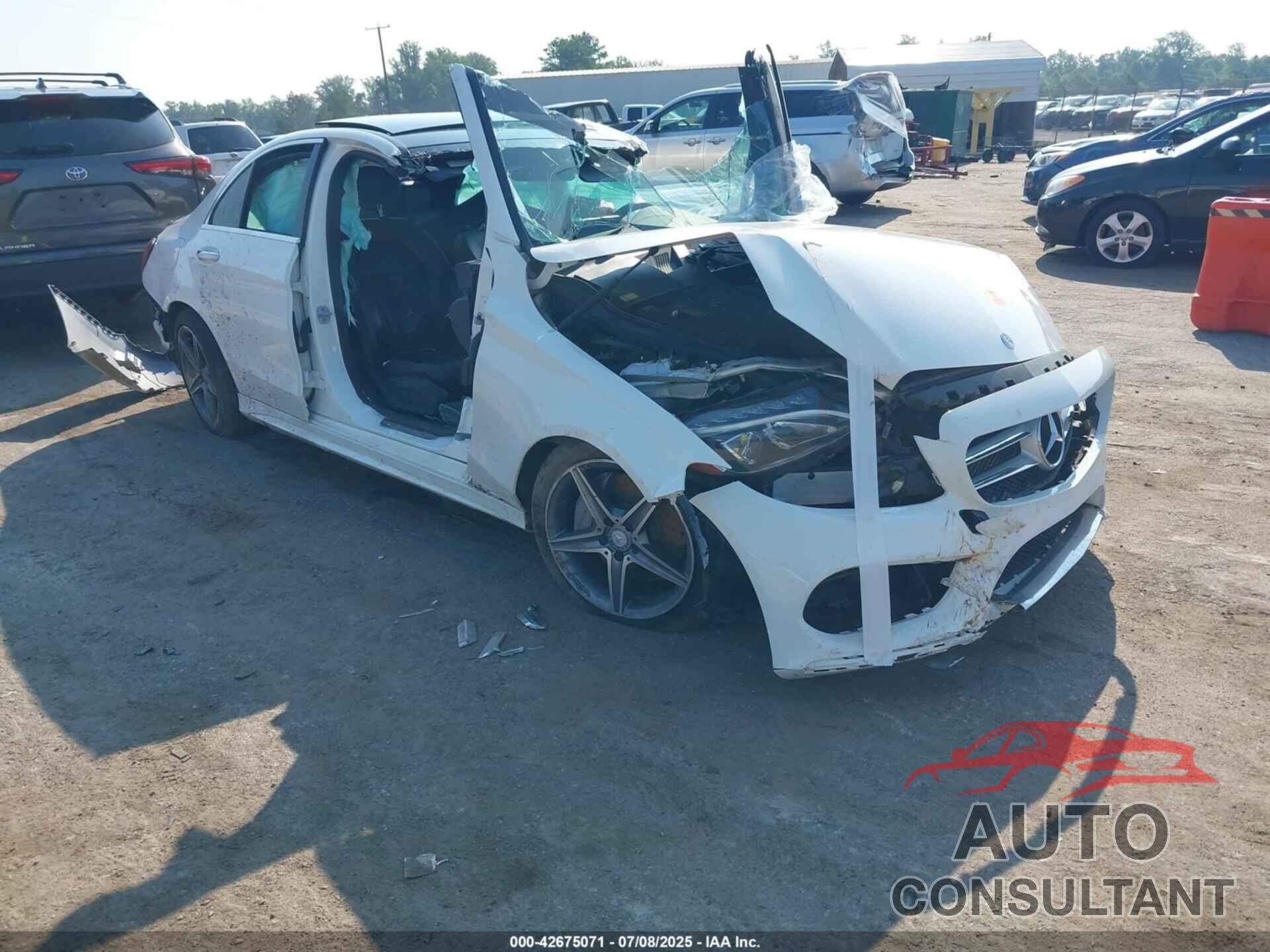 MERCEDES-BENZ C 300 2015 - 55SWF4KB8FU033271