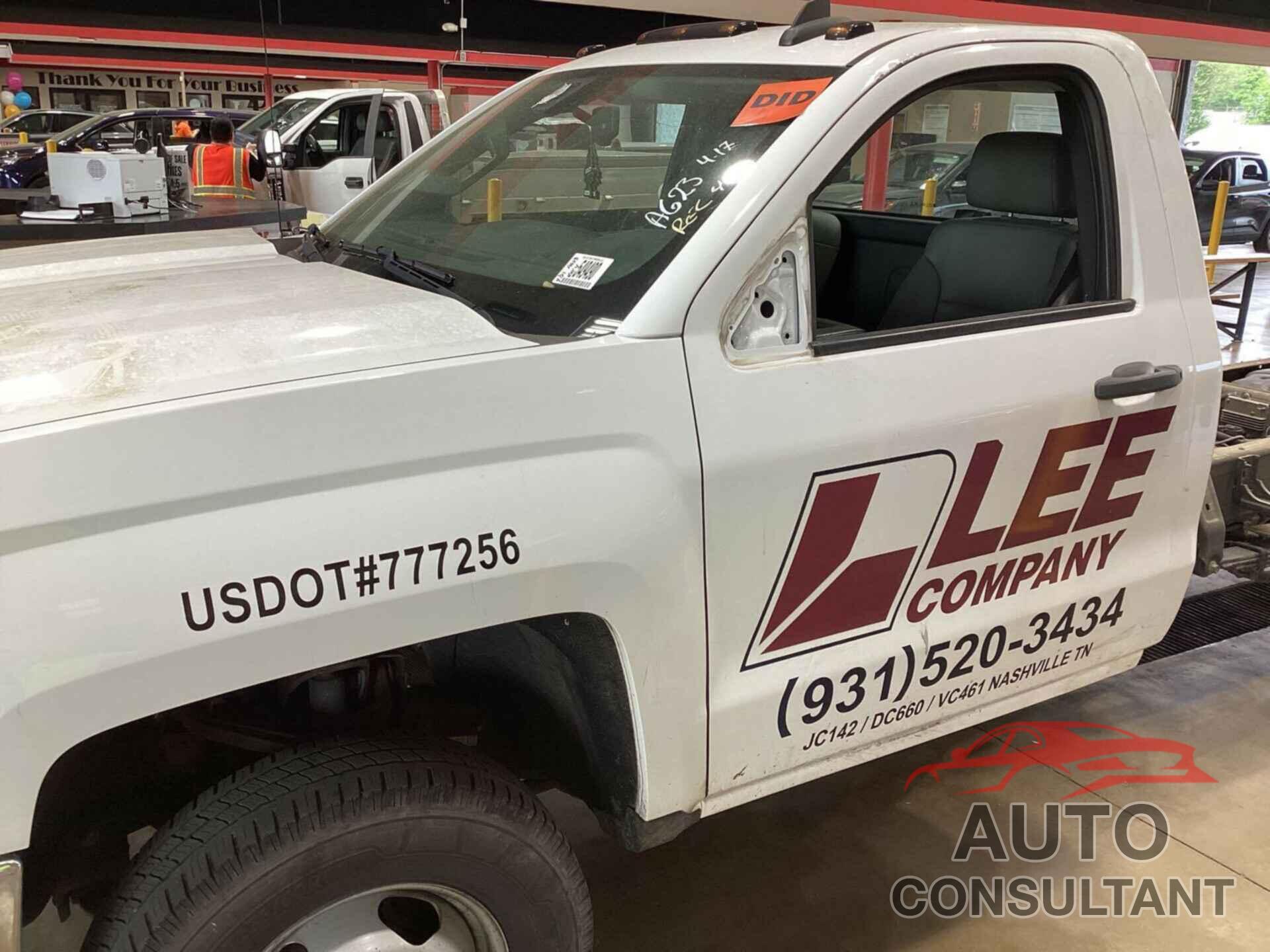 CHEVROLET SILVERADO 2019 - 1GB3CVCG6KF199067