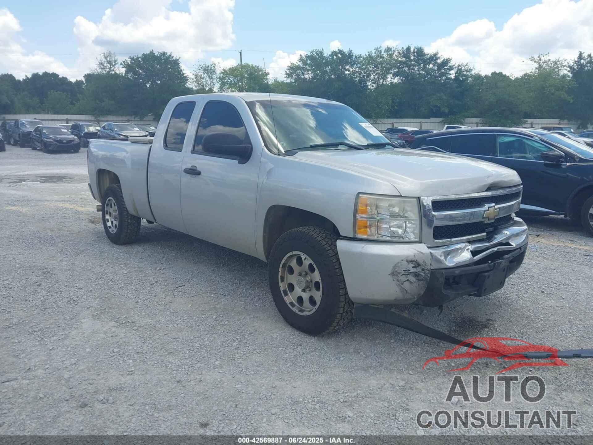 CHEVROLET SILVERADO 1500 2011 - 1GCRKREAXBZ241408