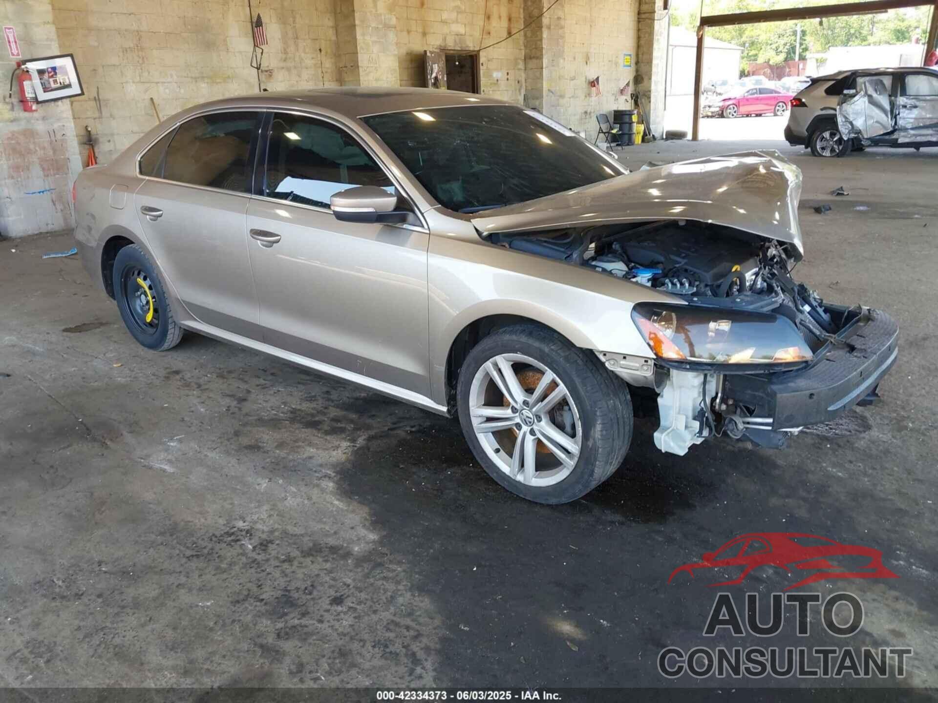 VOLKSWAGEN PASSAT 2015 - 1VWBV7A34FC073646