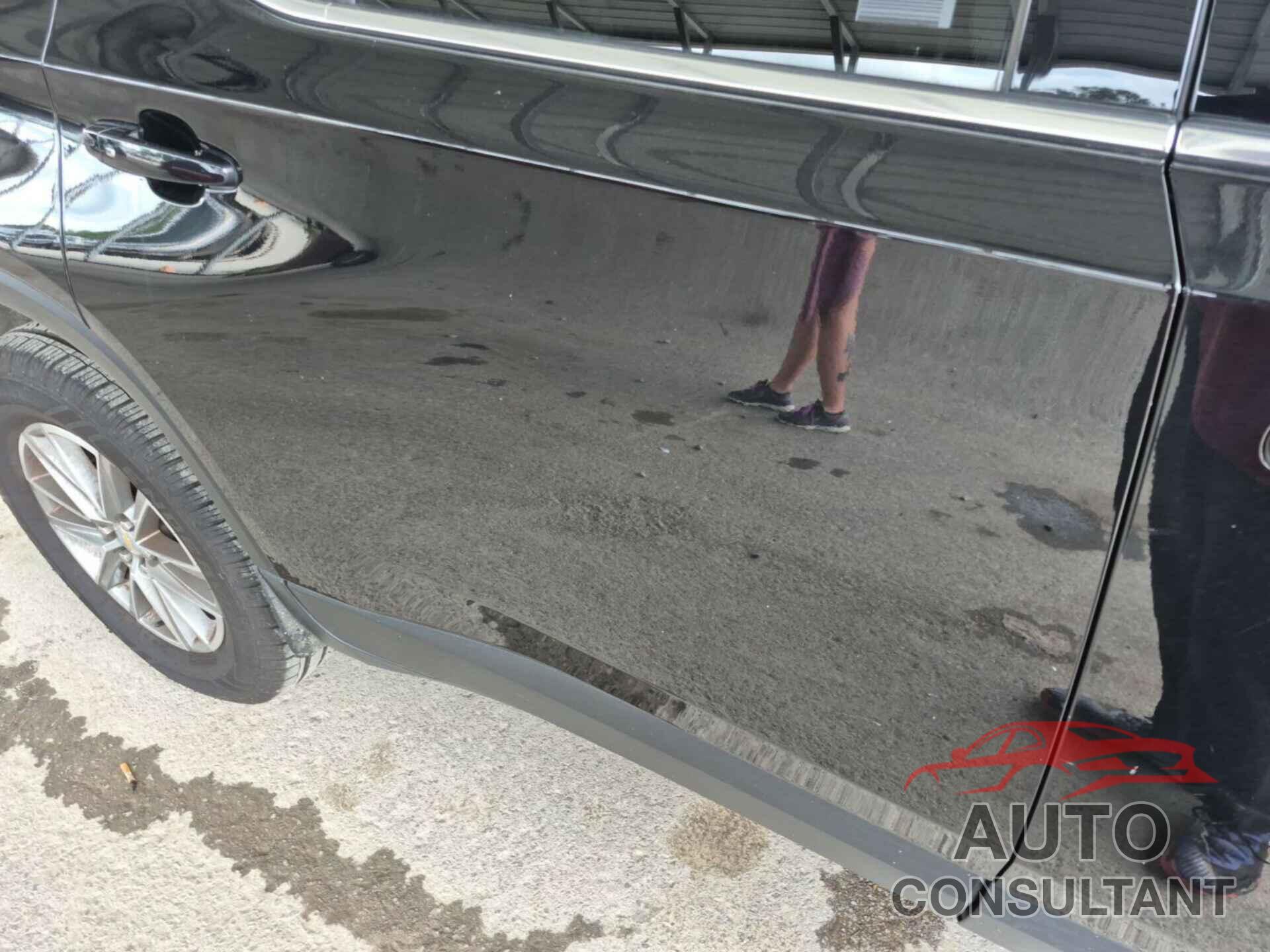 CHEVROLET TRAVERSE 2022 - 1GNERGKW3NJ153373