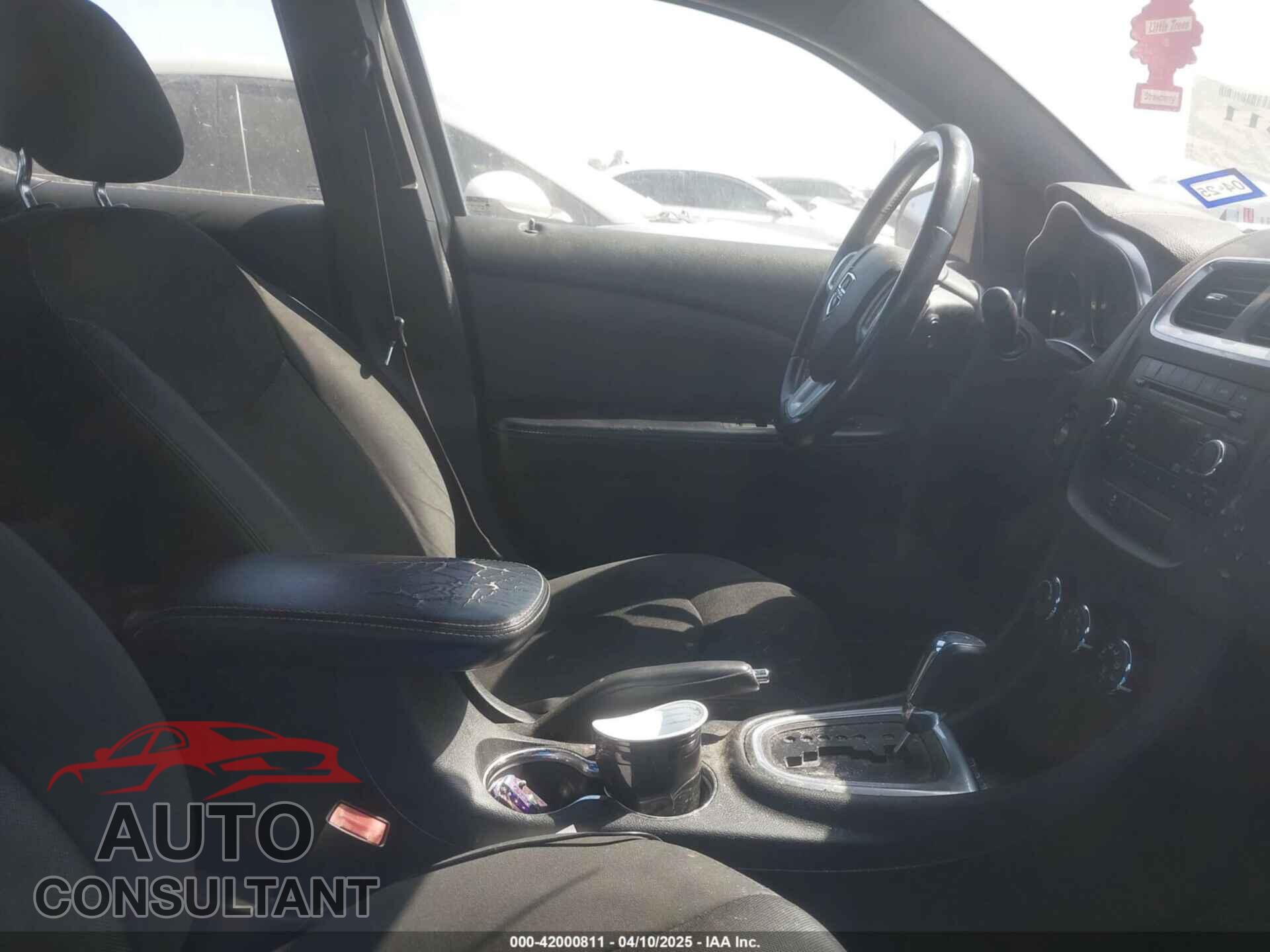 DODGE AVENGER 2013 - 1C3CDZCB8DN562180