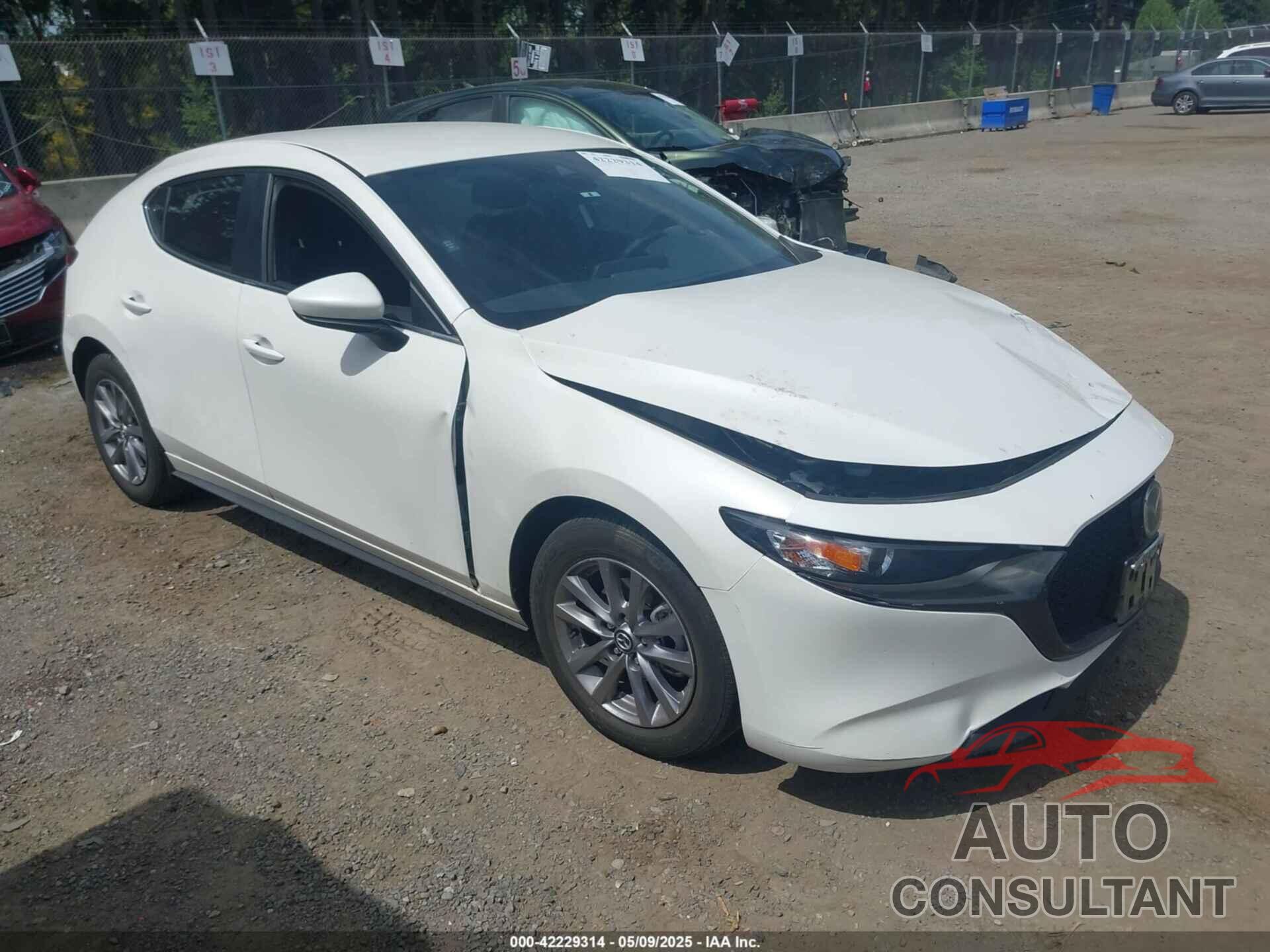 MAZDA MAZDA3 2022 - JM1BPAJL4N1518486