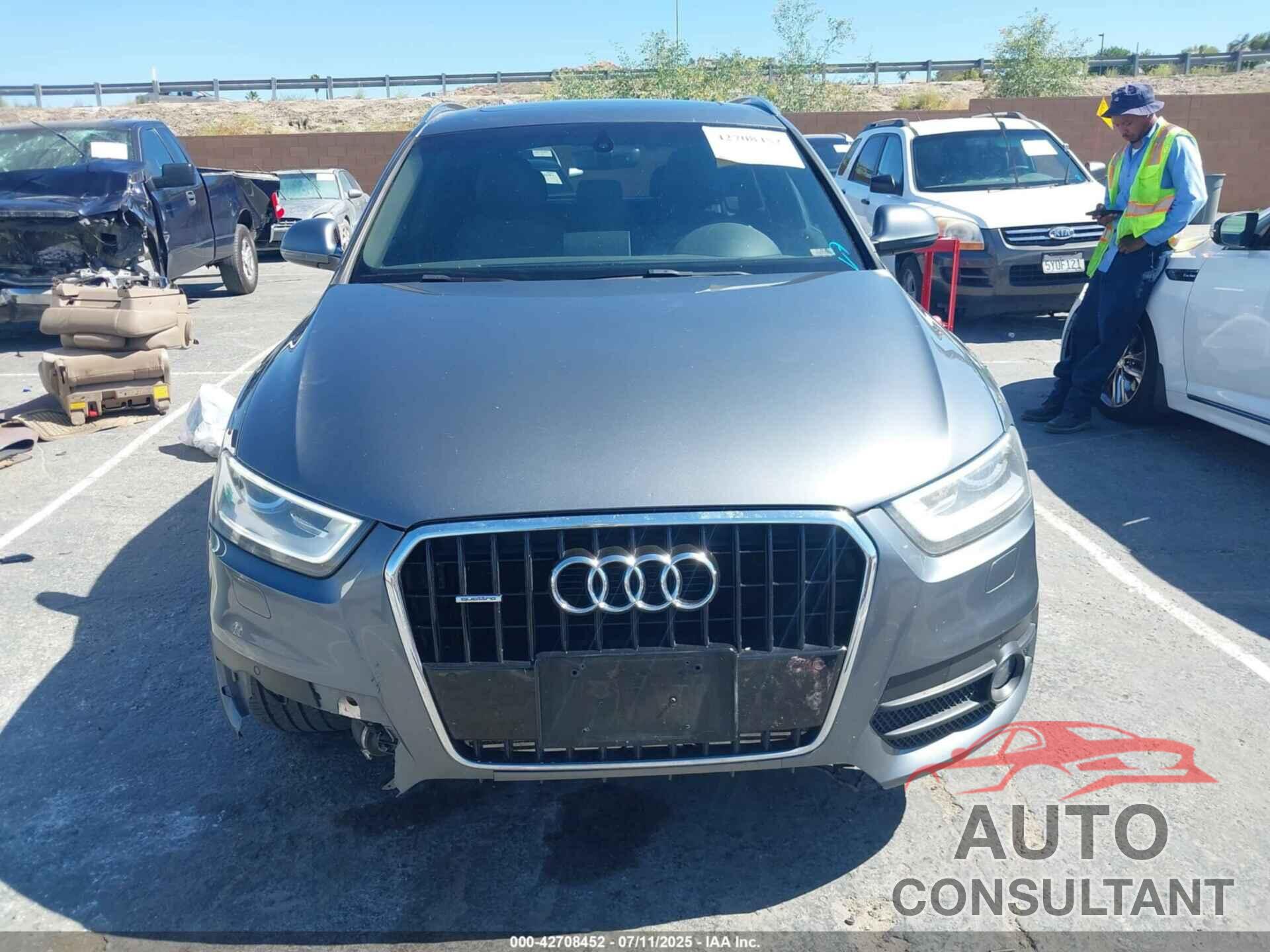 AUDI Q3 2015 - WA1GFCFSXFR014431
