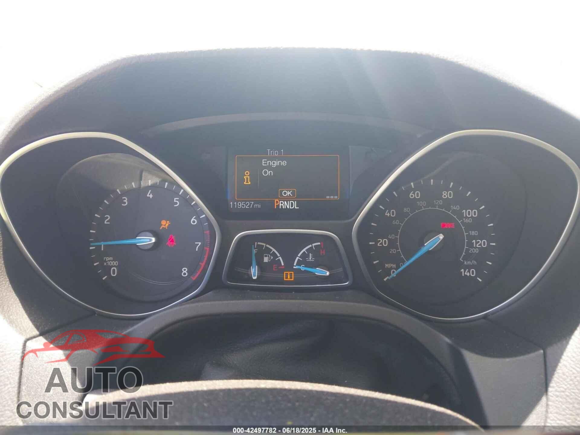 FORD FOCUS 2017 - 1FADP3E22HL239493