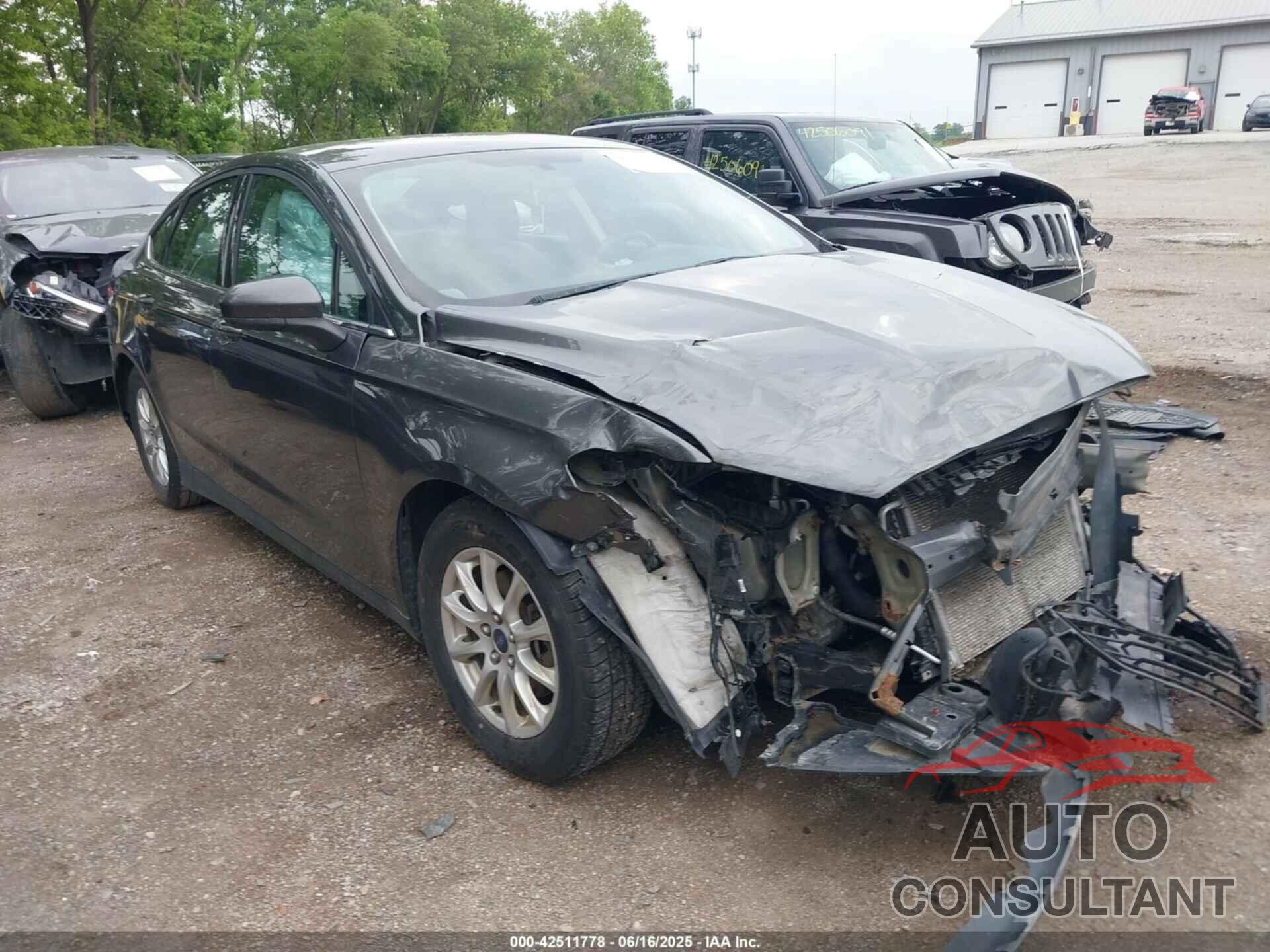 FORD FUSION 2016 - 3FA6P0G71GR265423