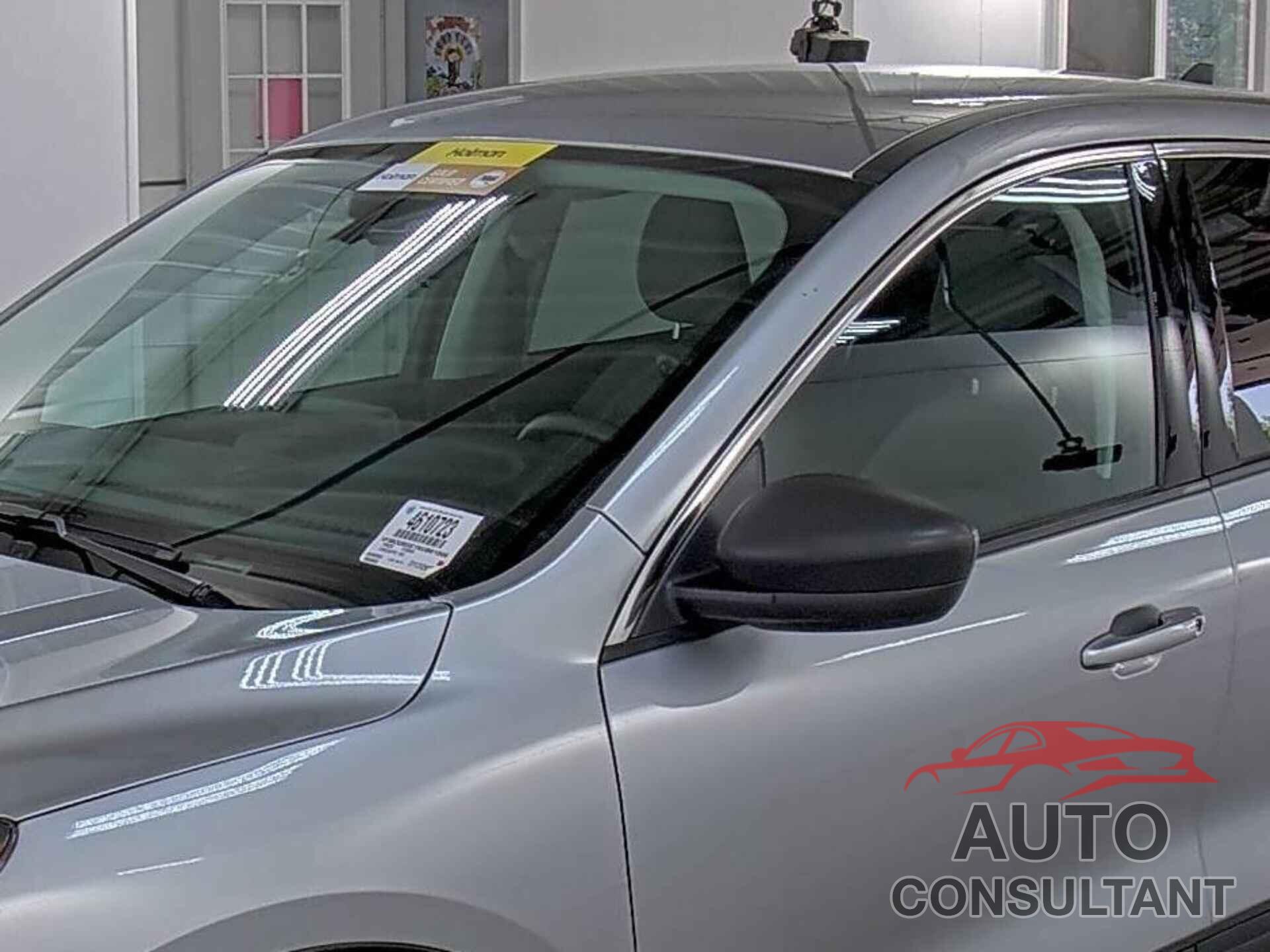 FORD ESCAPE 2022 - 1FMCU0G61NUB81066